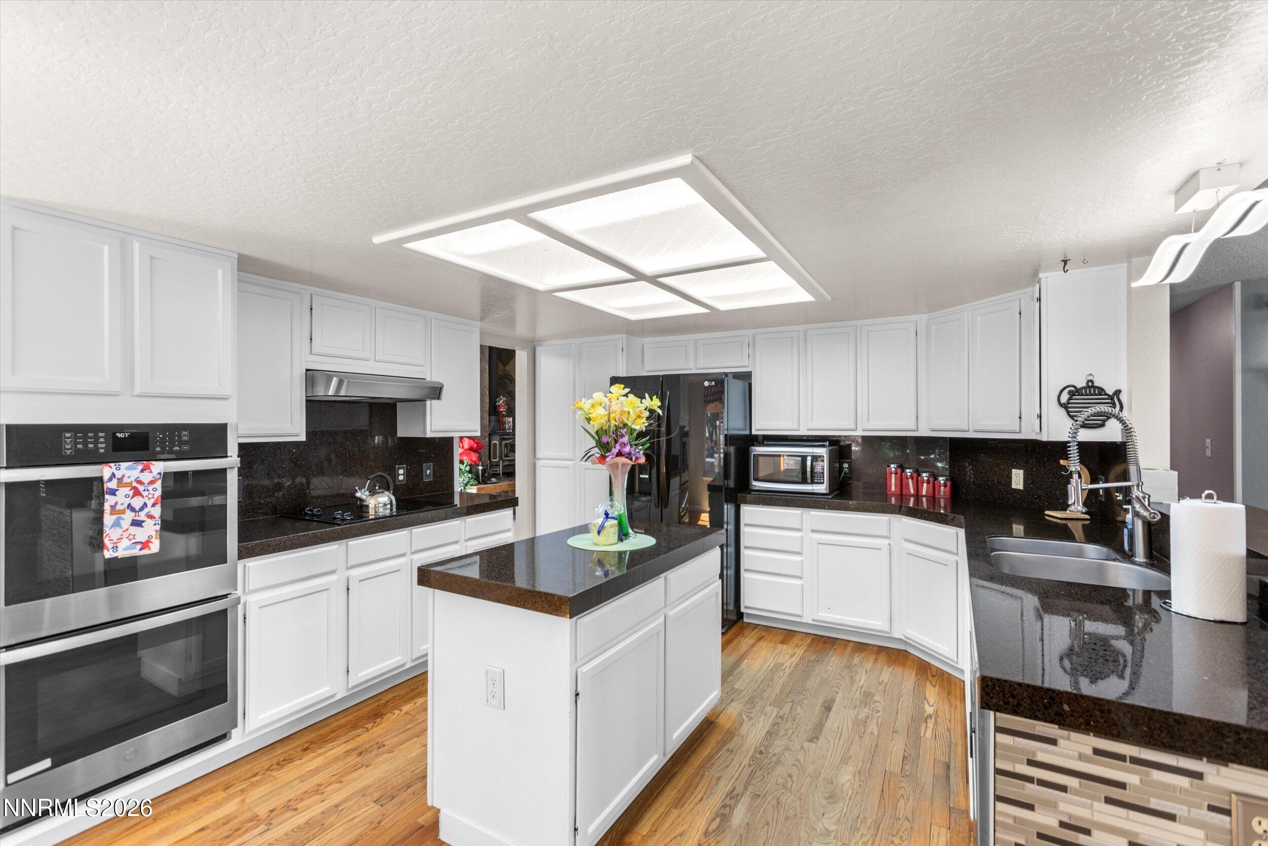 6607 Enchanted Valley Drive Property Photo 13