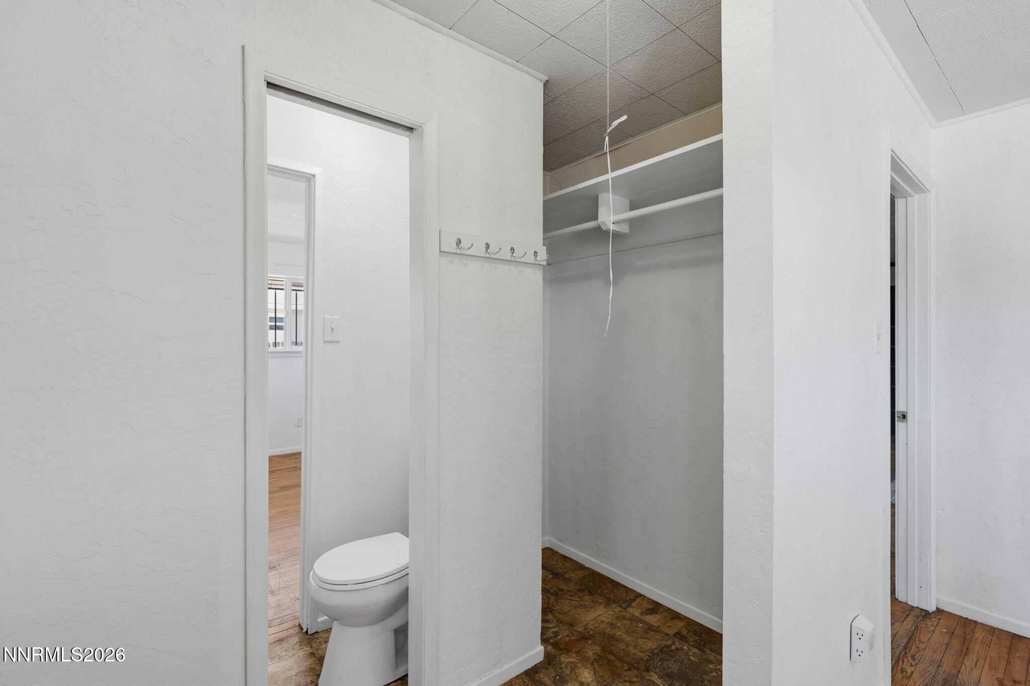 5364 Woods Drive Property Photo 16