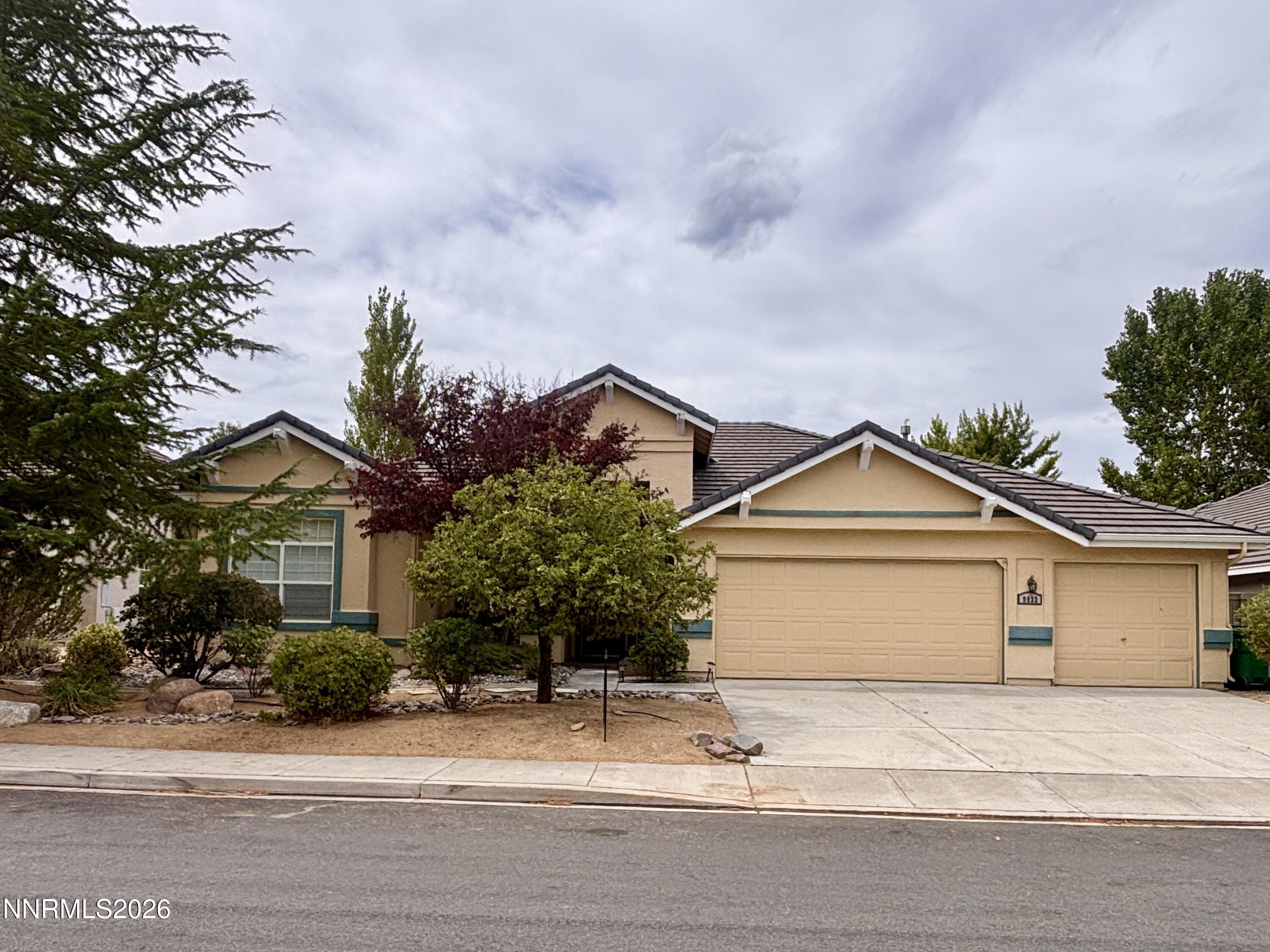 9933 Rio Bravo Drive Property Photo 1