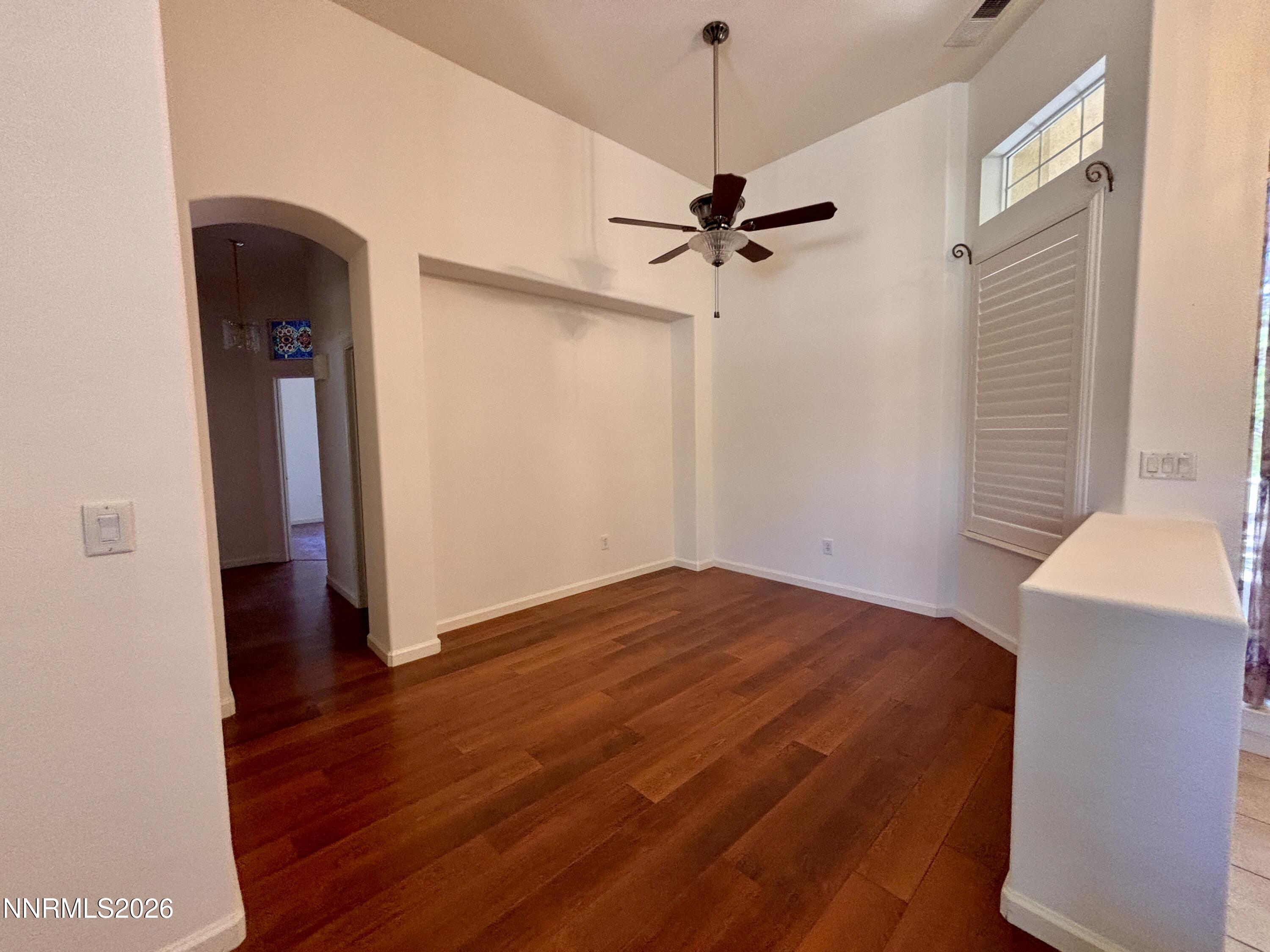 9933 Rio Bravo Drive Property Photo 2