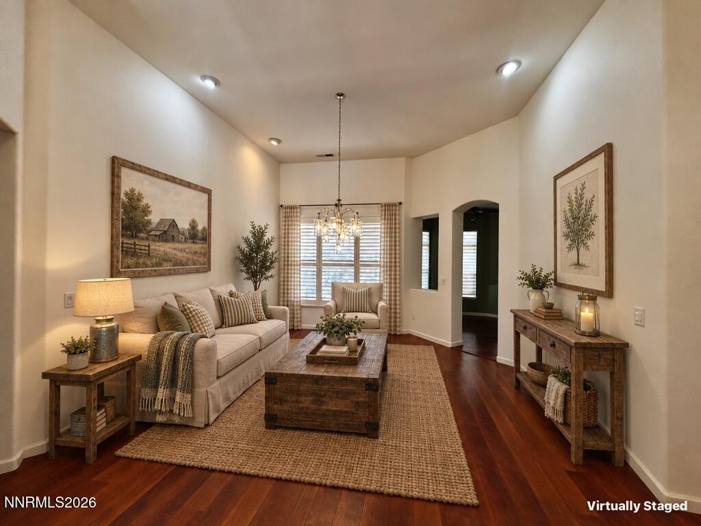 9933 Rio Bravo Drive Property Photo 4