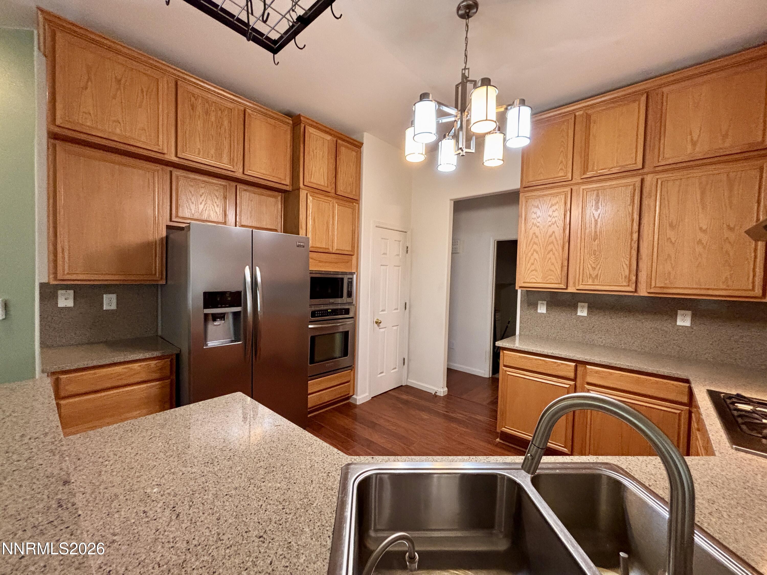 9933 Rio Bravo Drive Property Photo 10