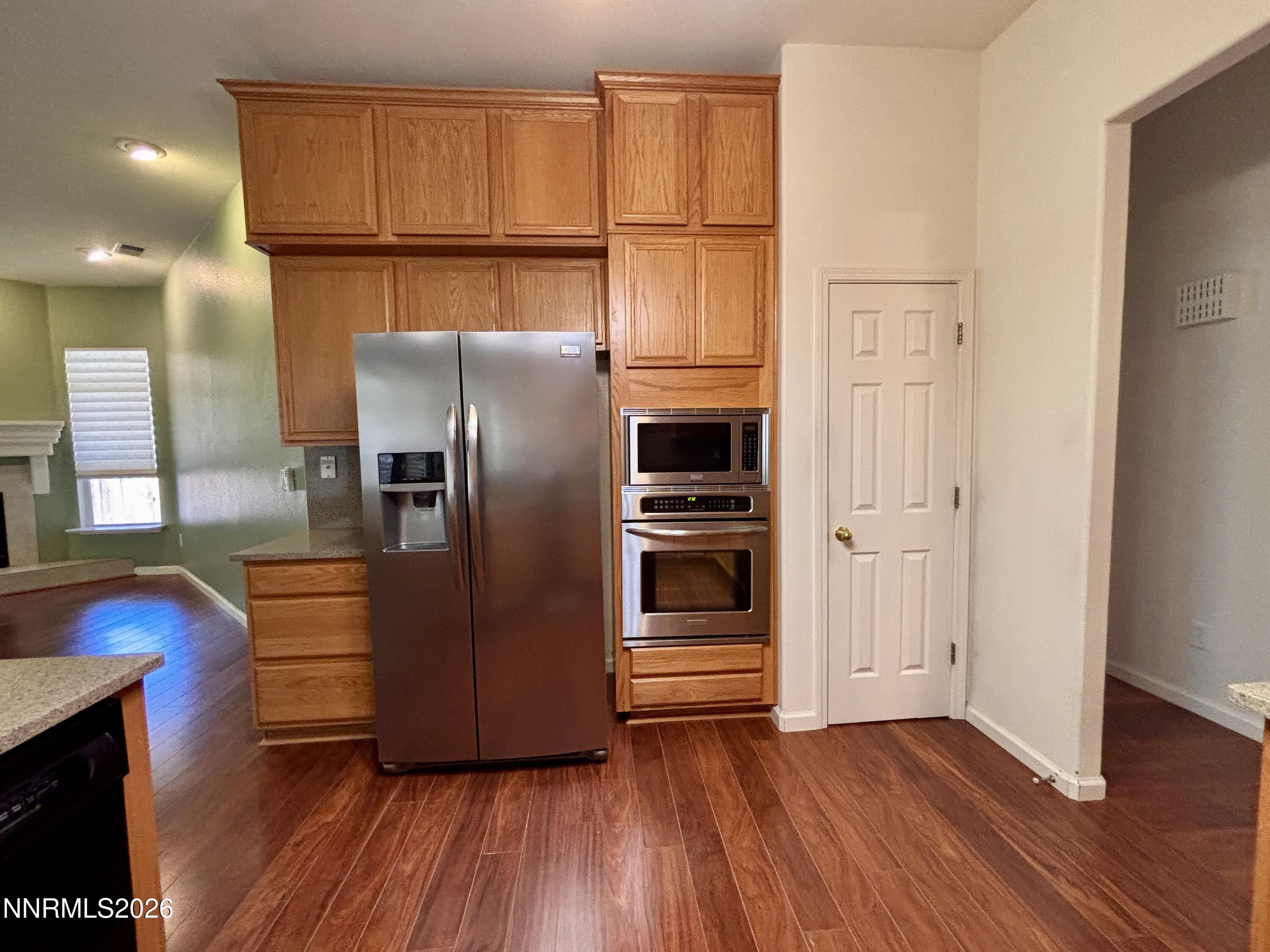 9933 Rio Bravo Drive Property Photo 12