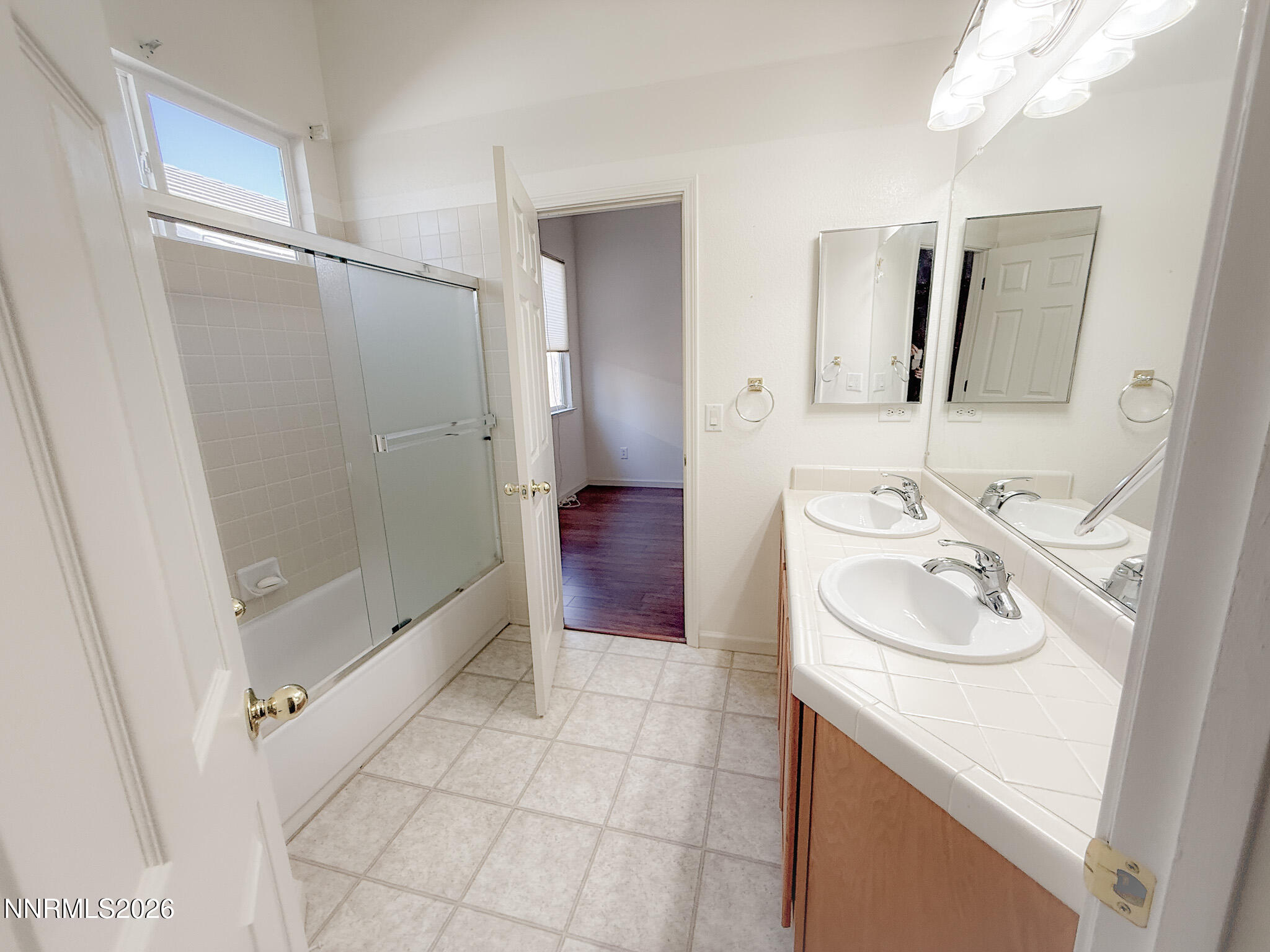 9933 Rio Bravo Drive Property Photo 16