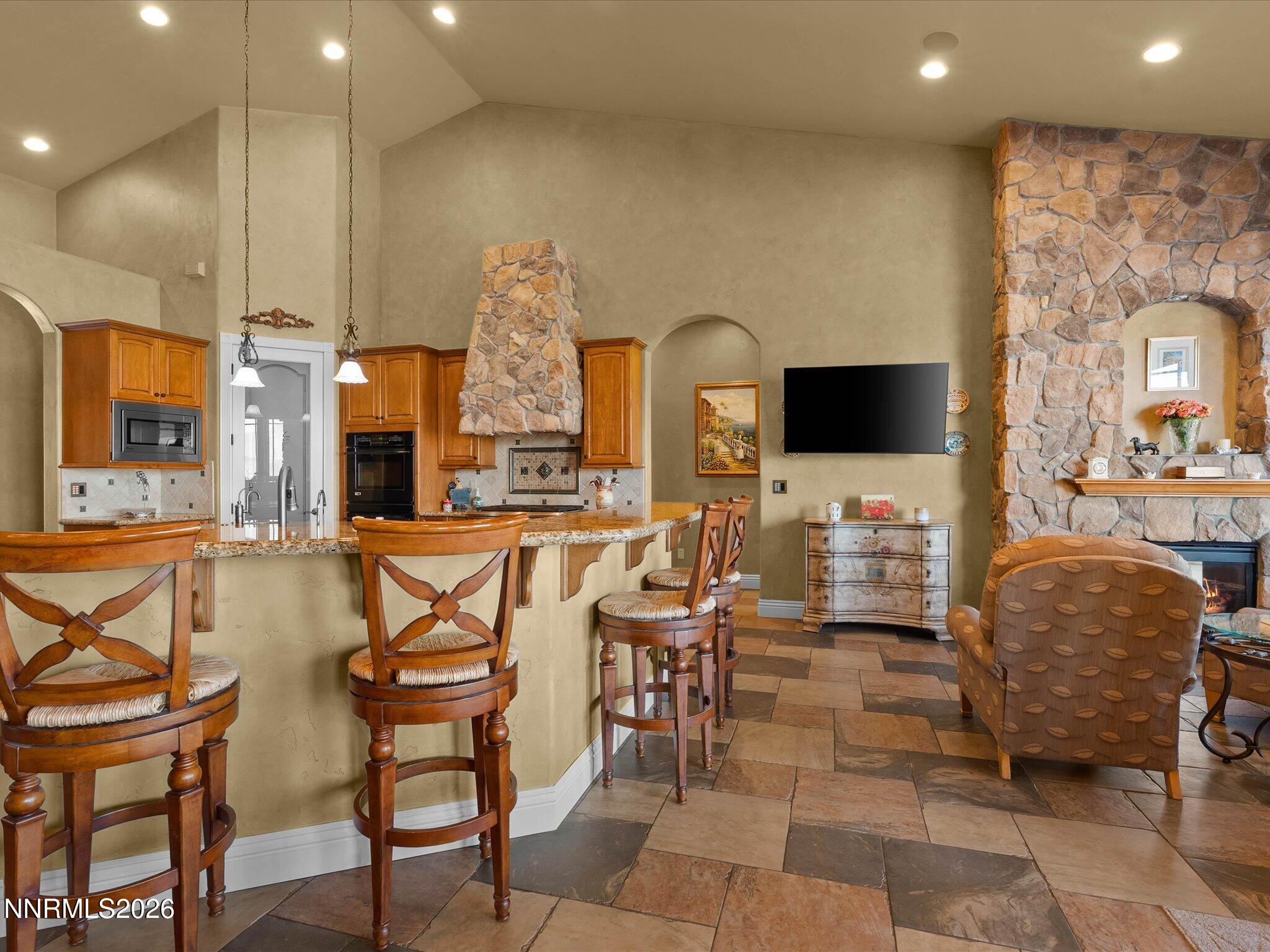 5885 Pala Mesa Drive Property Photo 27