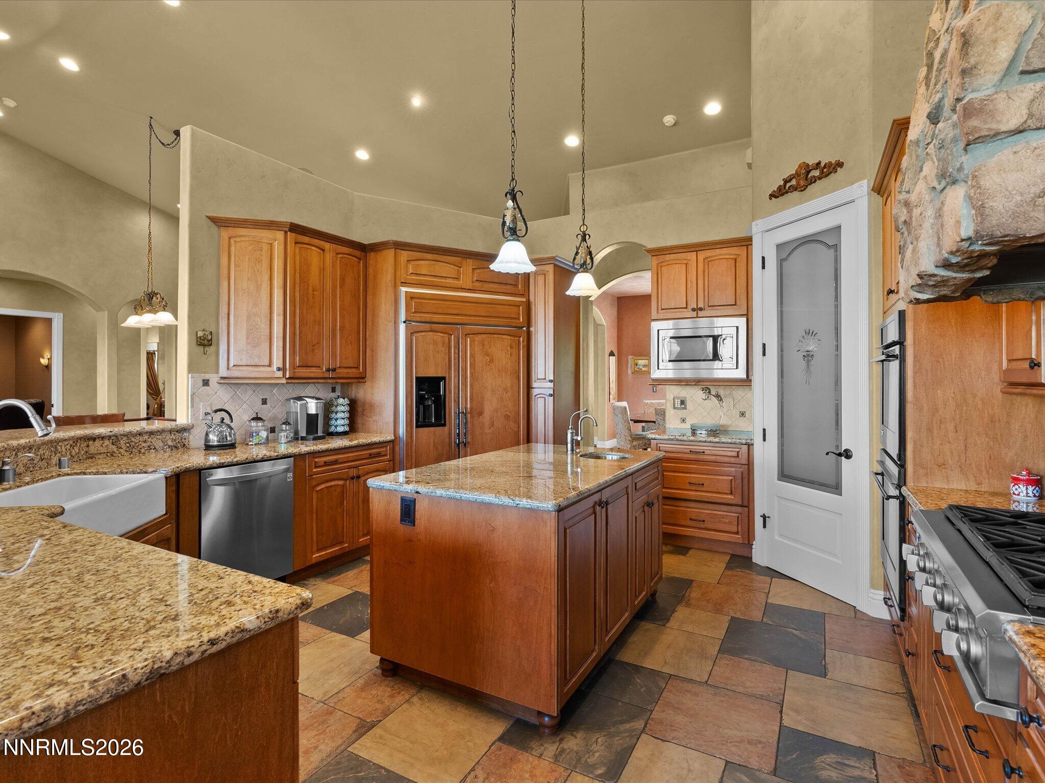 5885 Pala Mesa Drive Property Photo 30