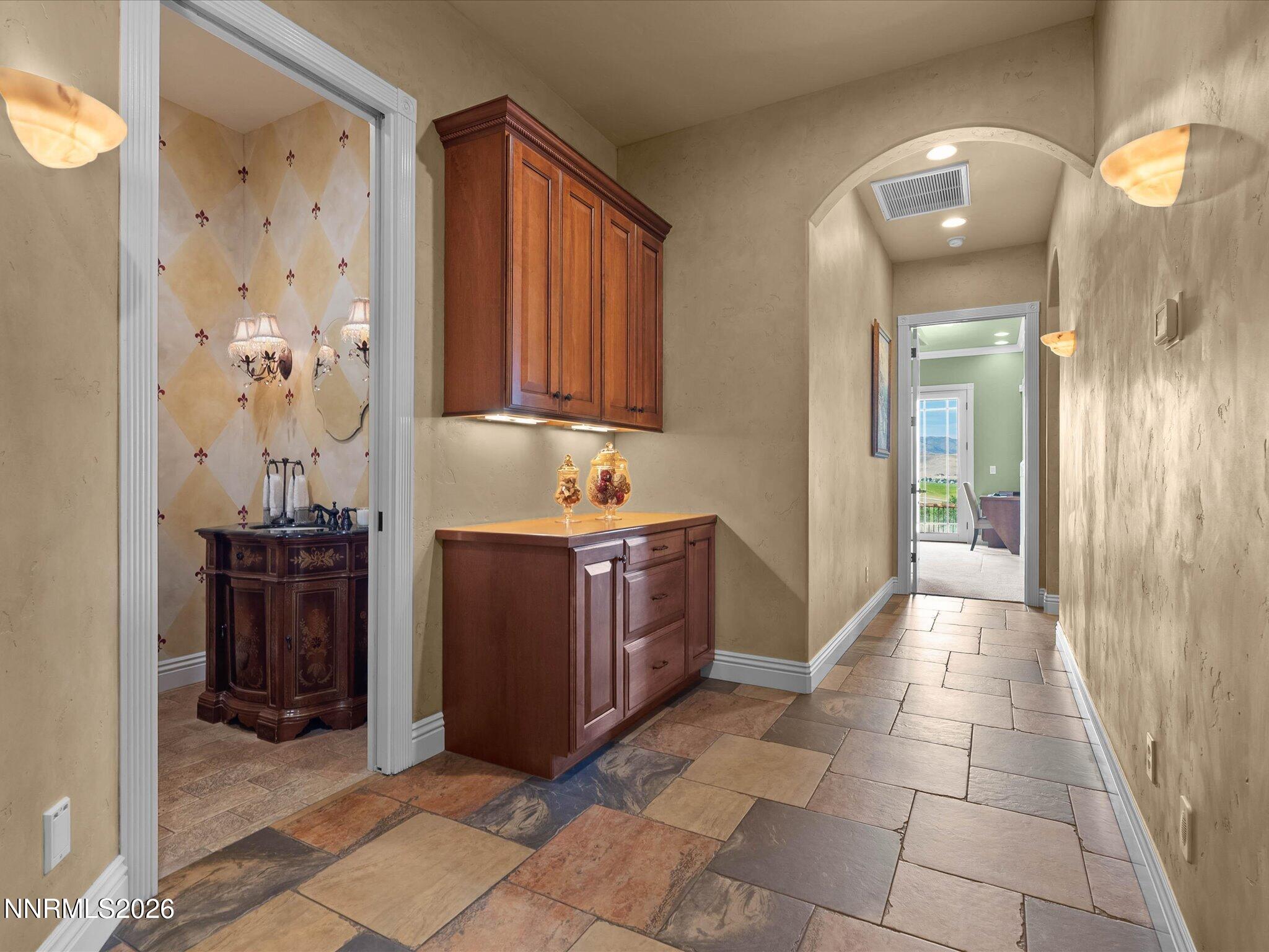 5885 Pala Mesa Drive Property Photo 38