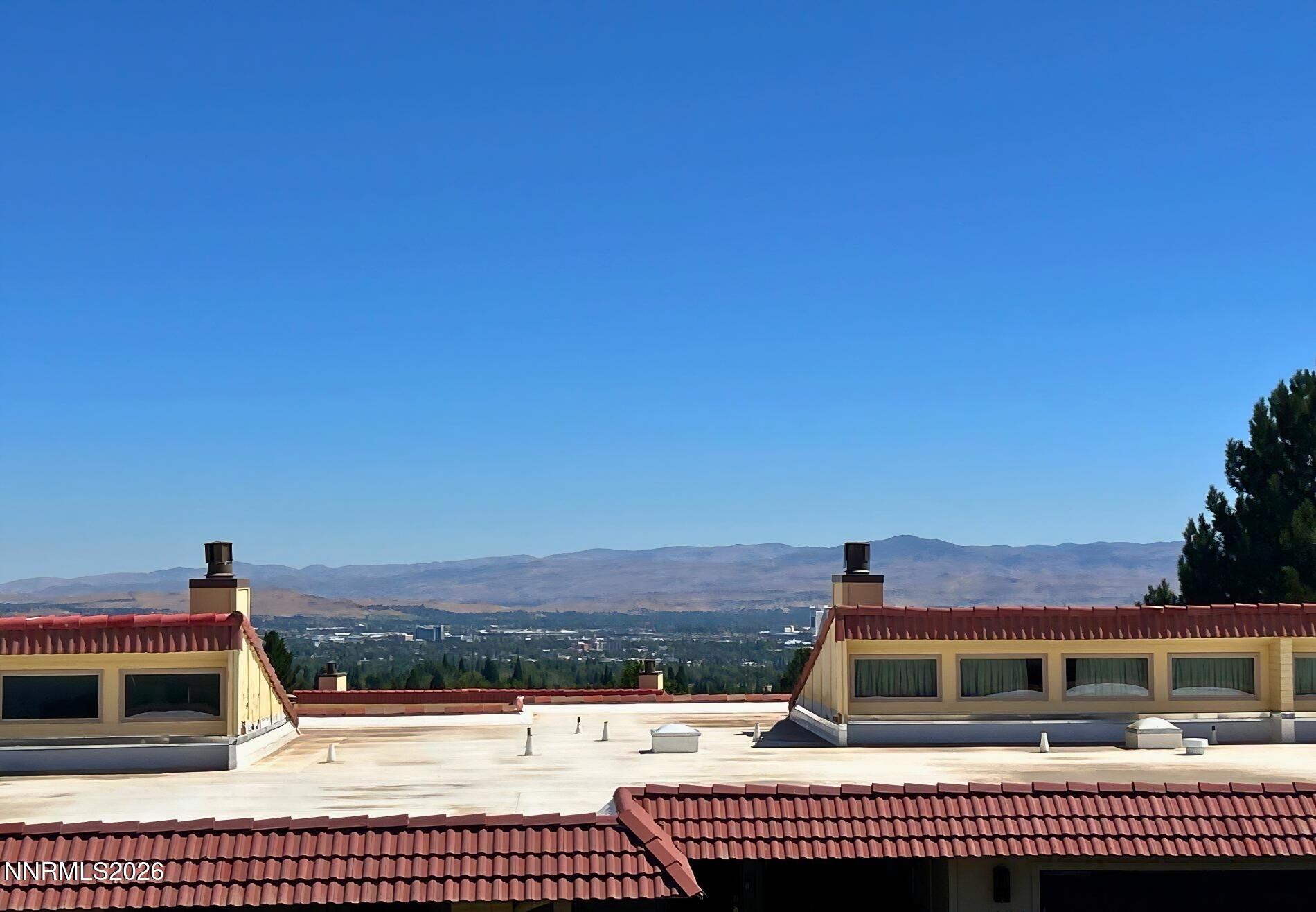 3479 Skyline Boulevard Property Photo 4