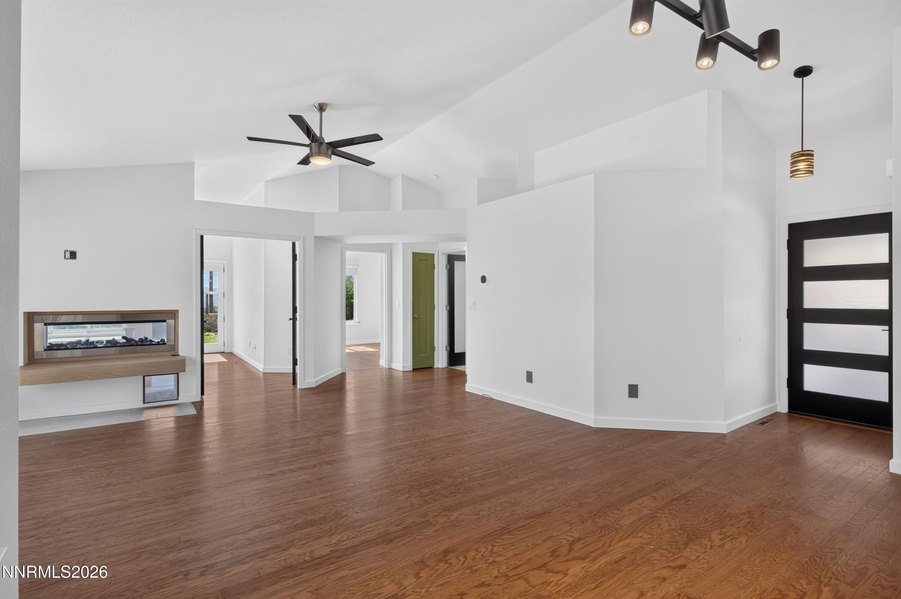 2446 Skyview Drive Property Photo 8