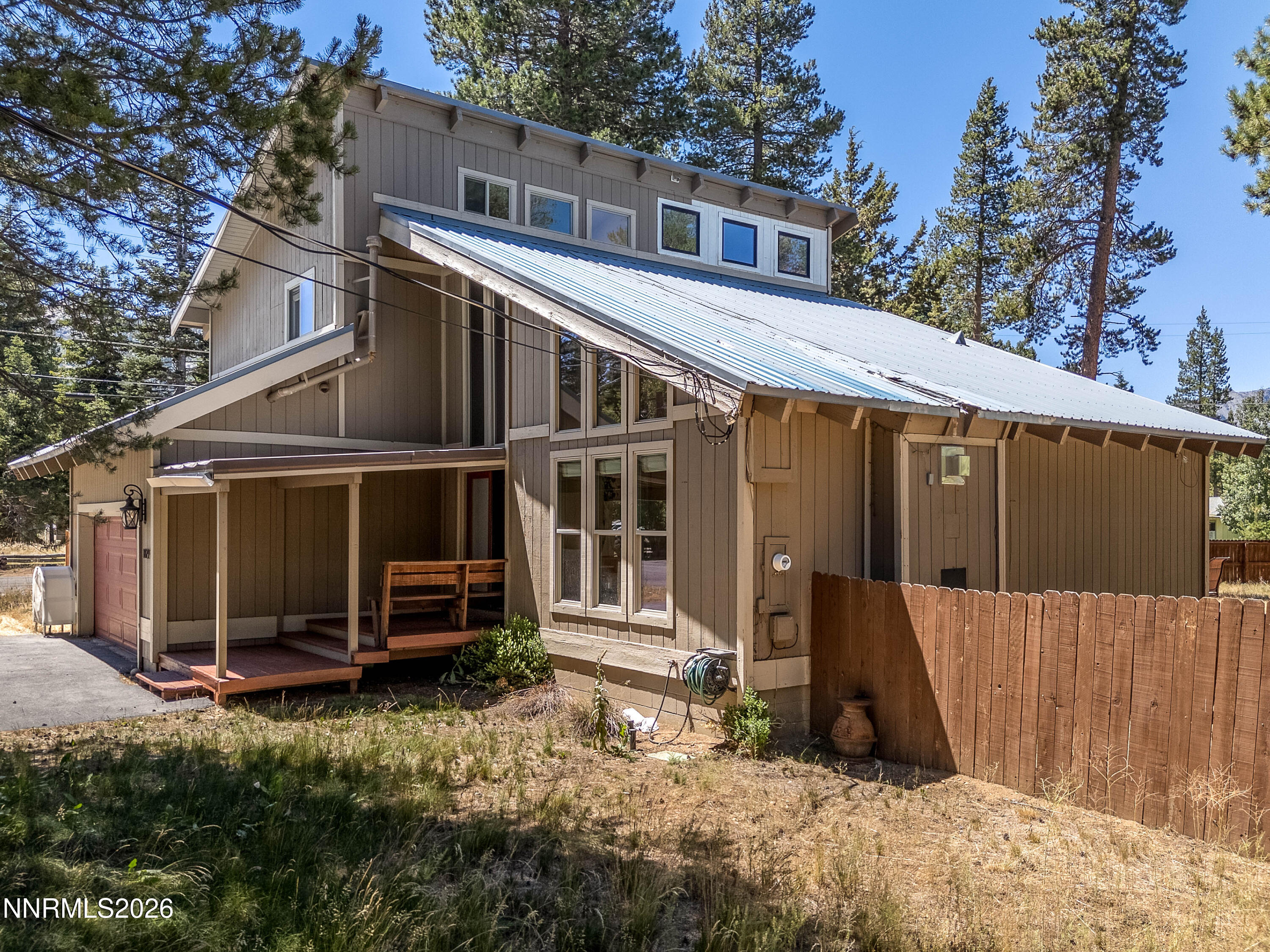 1029 Modoc Way Property Photo 3