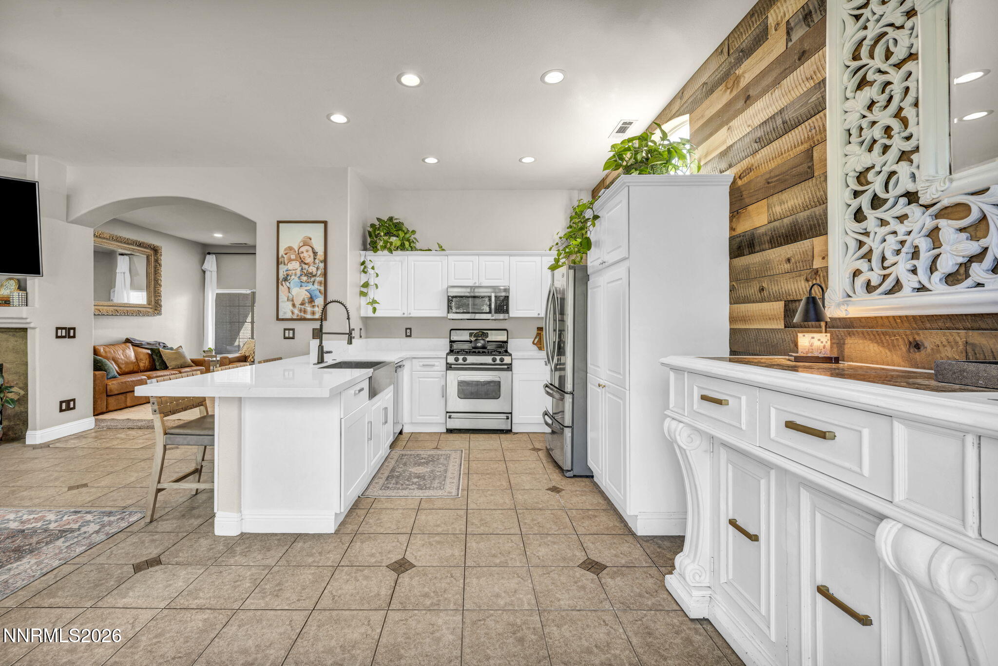 7787 Corneta Court Property Photo 4