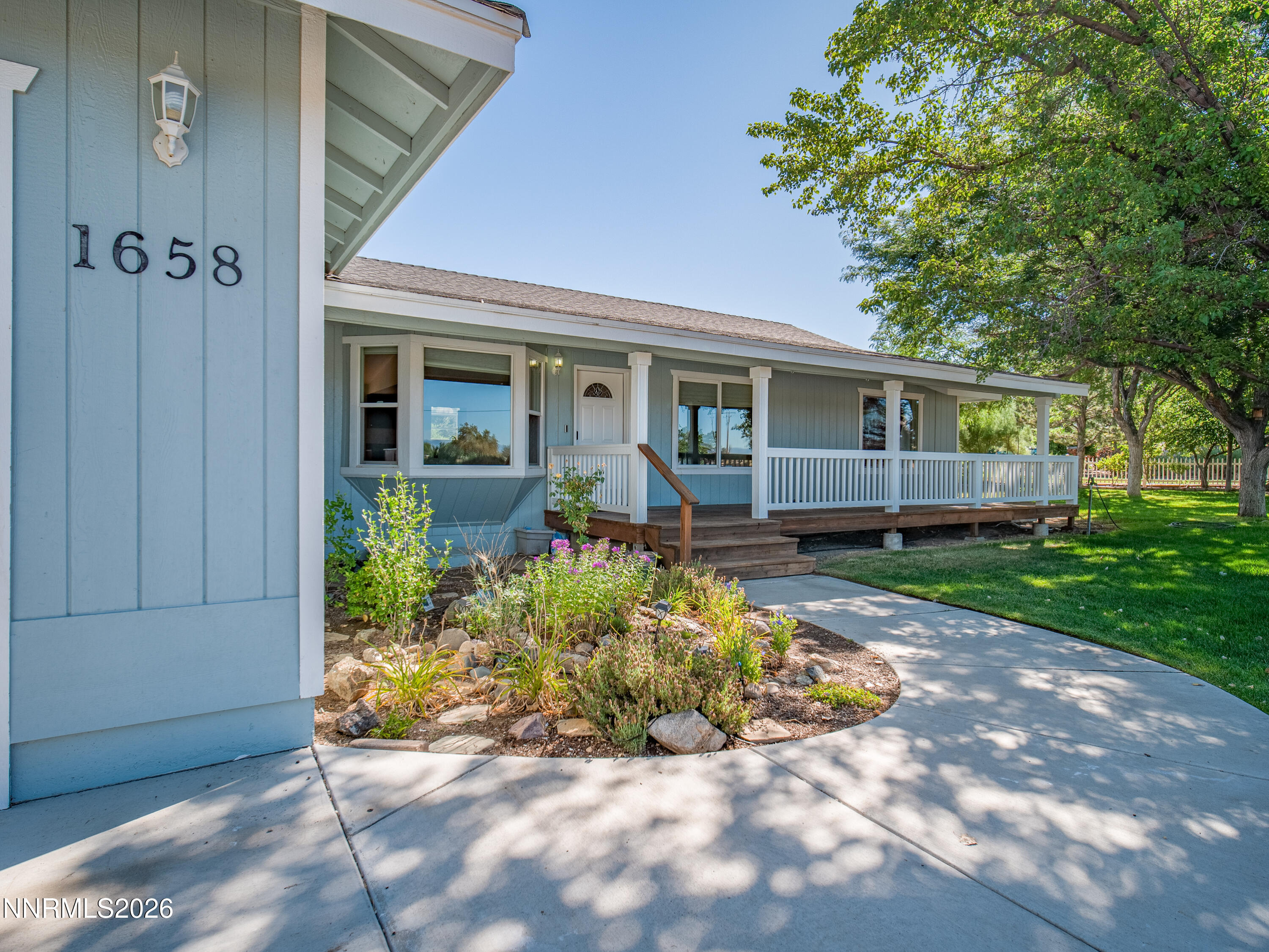 1658 Sunshine Road Property Photo 4