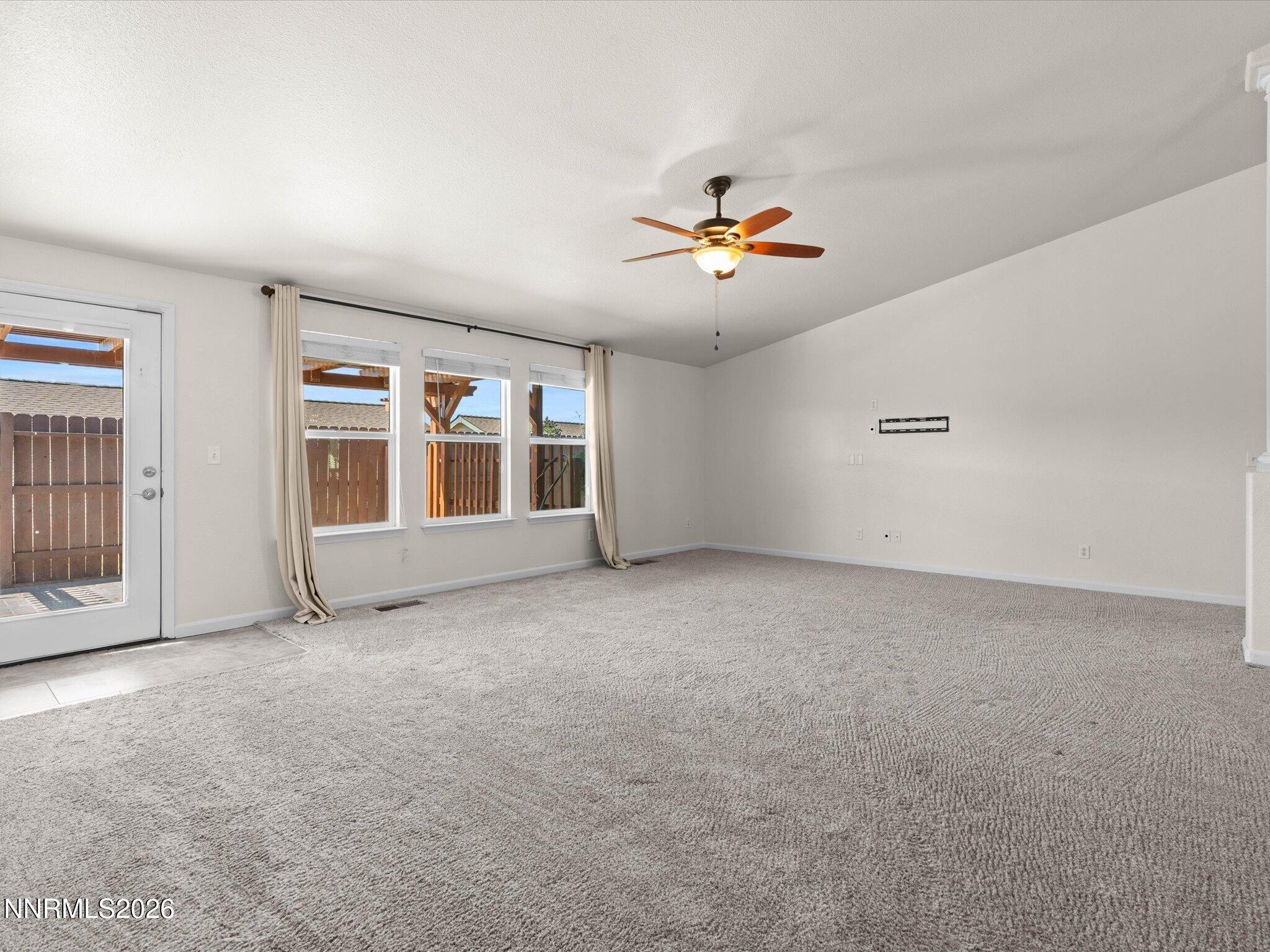 1643 Meadows Avenue Property Photo 7