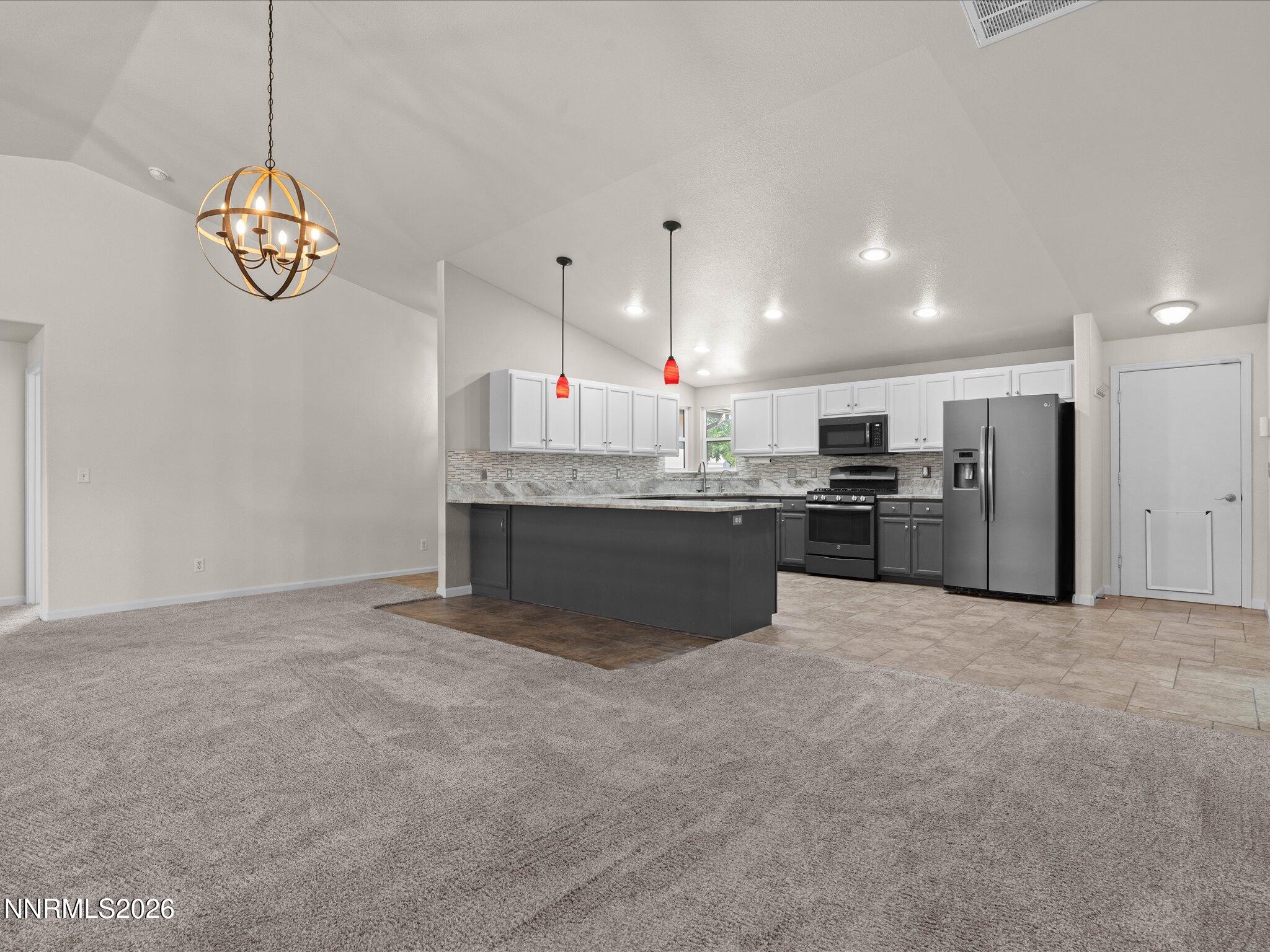 1643 Meadows Avenue Property Photo 10