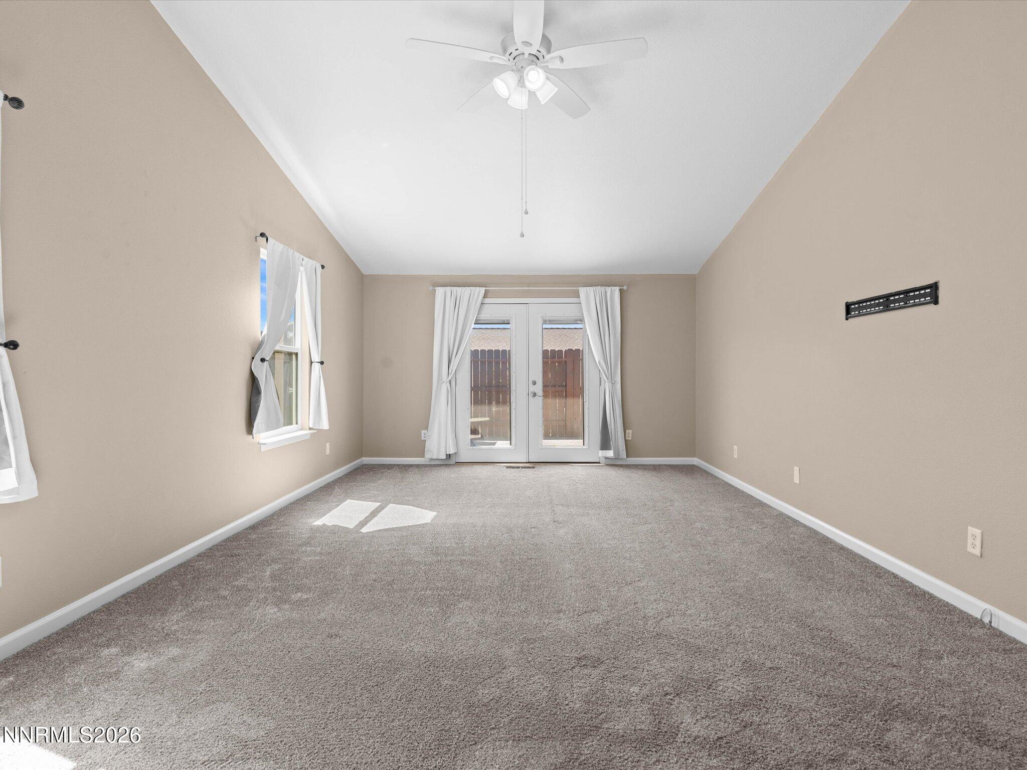 1643 Meadows Avenue Property Photo 20