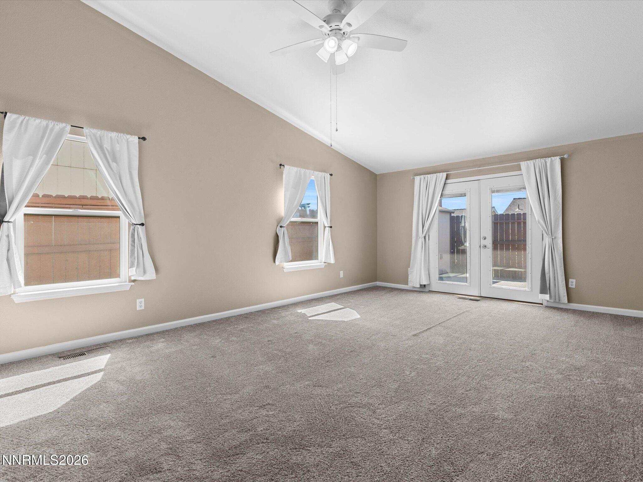 1643 Meadows Avenue Property Photo 21