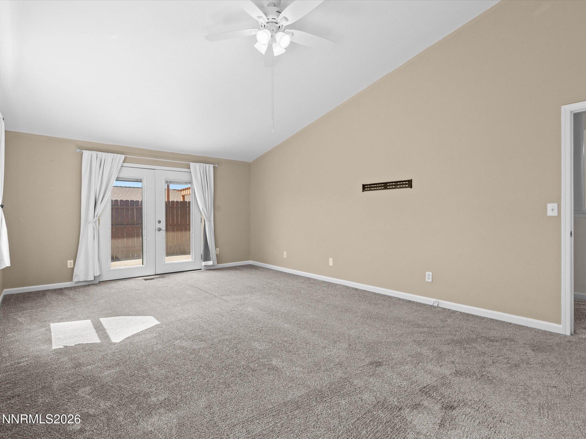 1643 Meadows Avenue Property Photo 22