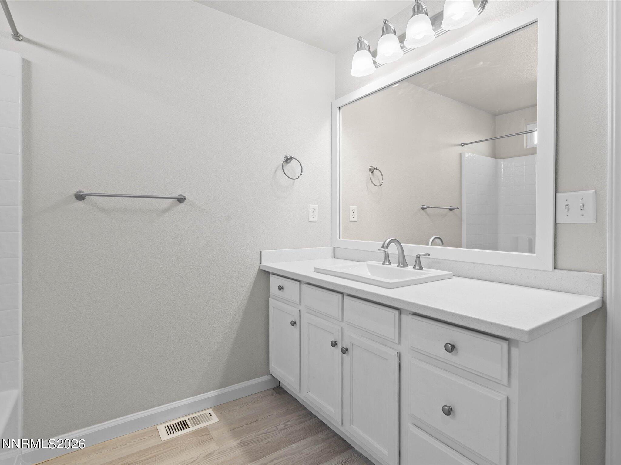 1643 Meadows Avenue Property Photo 32