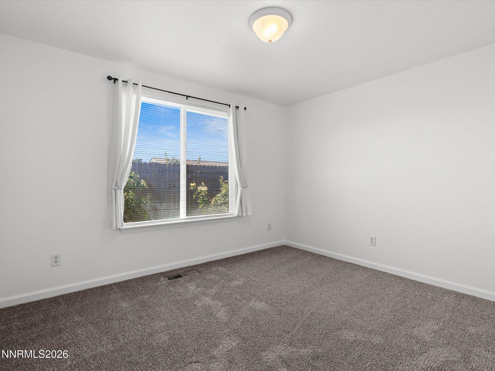 1643 Meadows Avenue Property Photo 33
