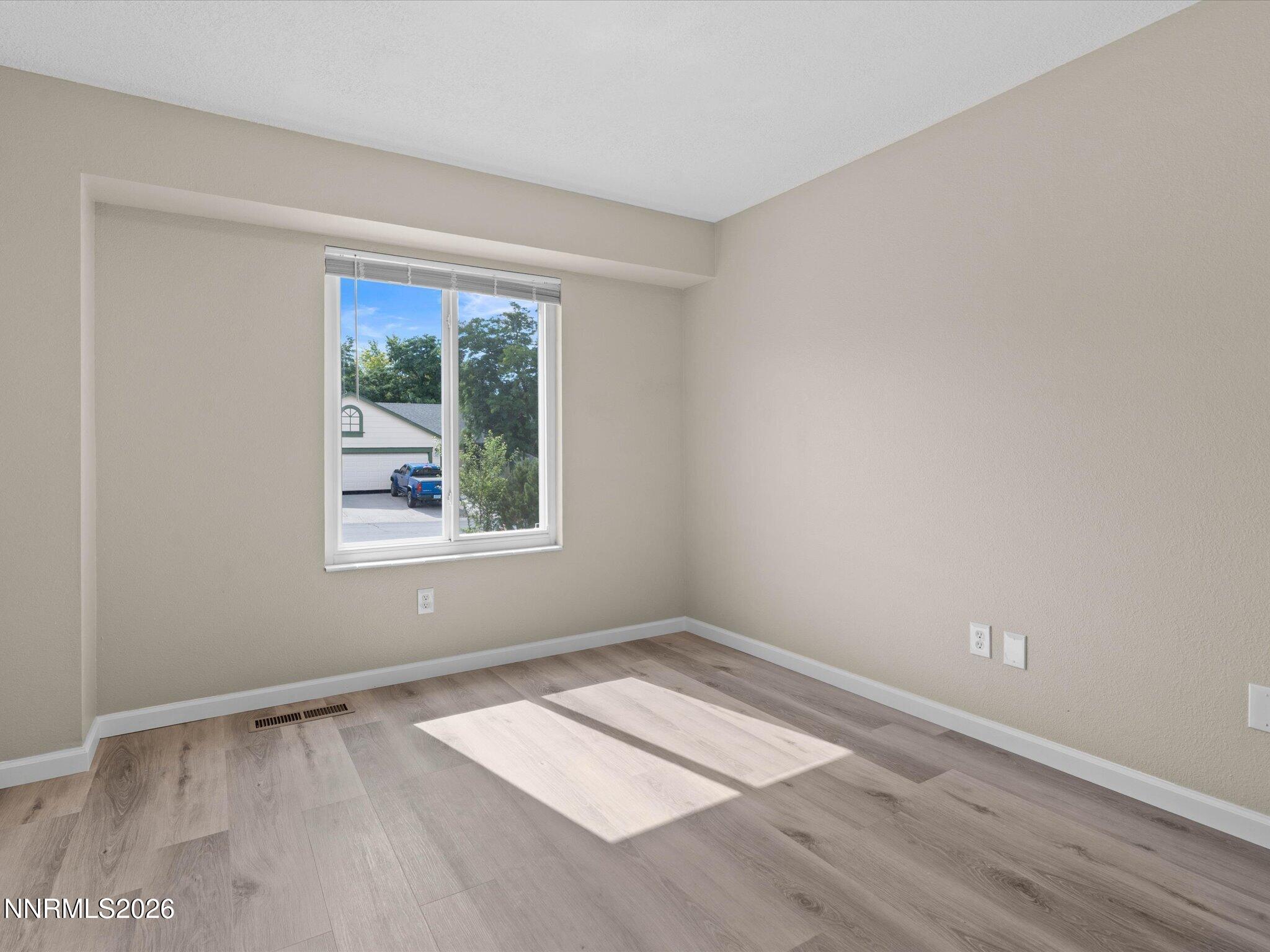 8620 Silver Shores Drive Property Photo 25