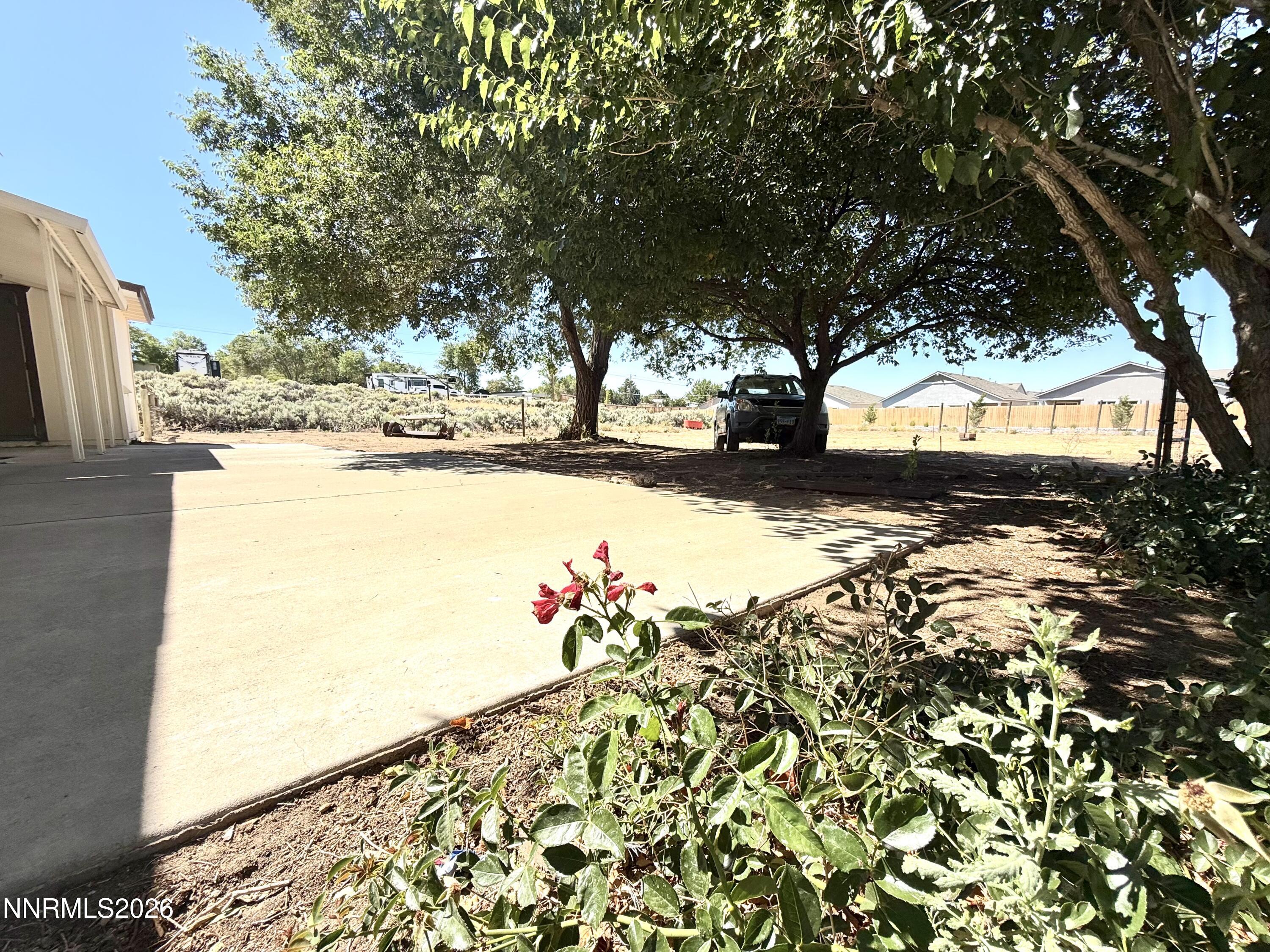 7915 Tholl Drive Property Photo 8