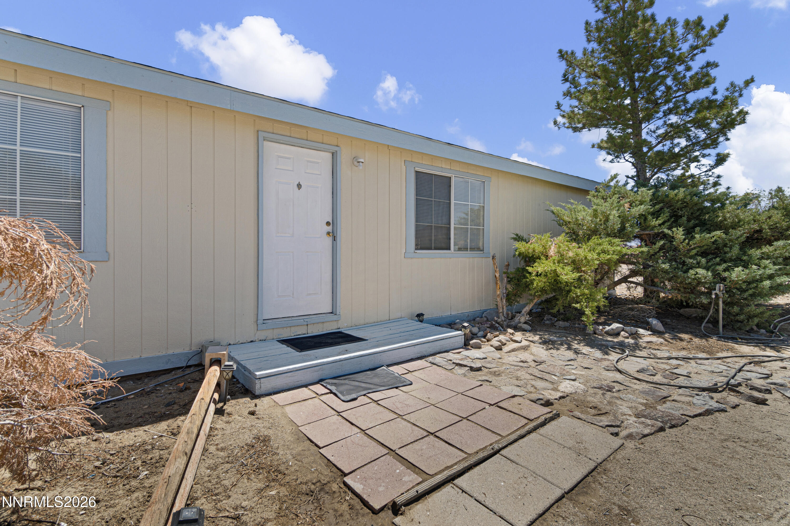4210 Deodar Street Property Photo 4