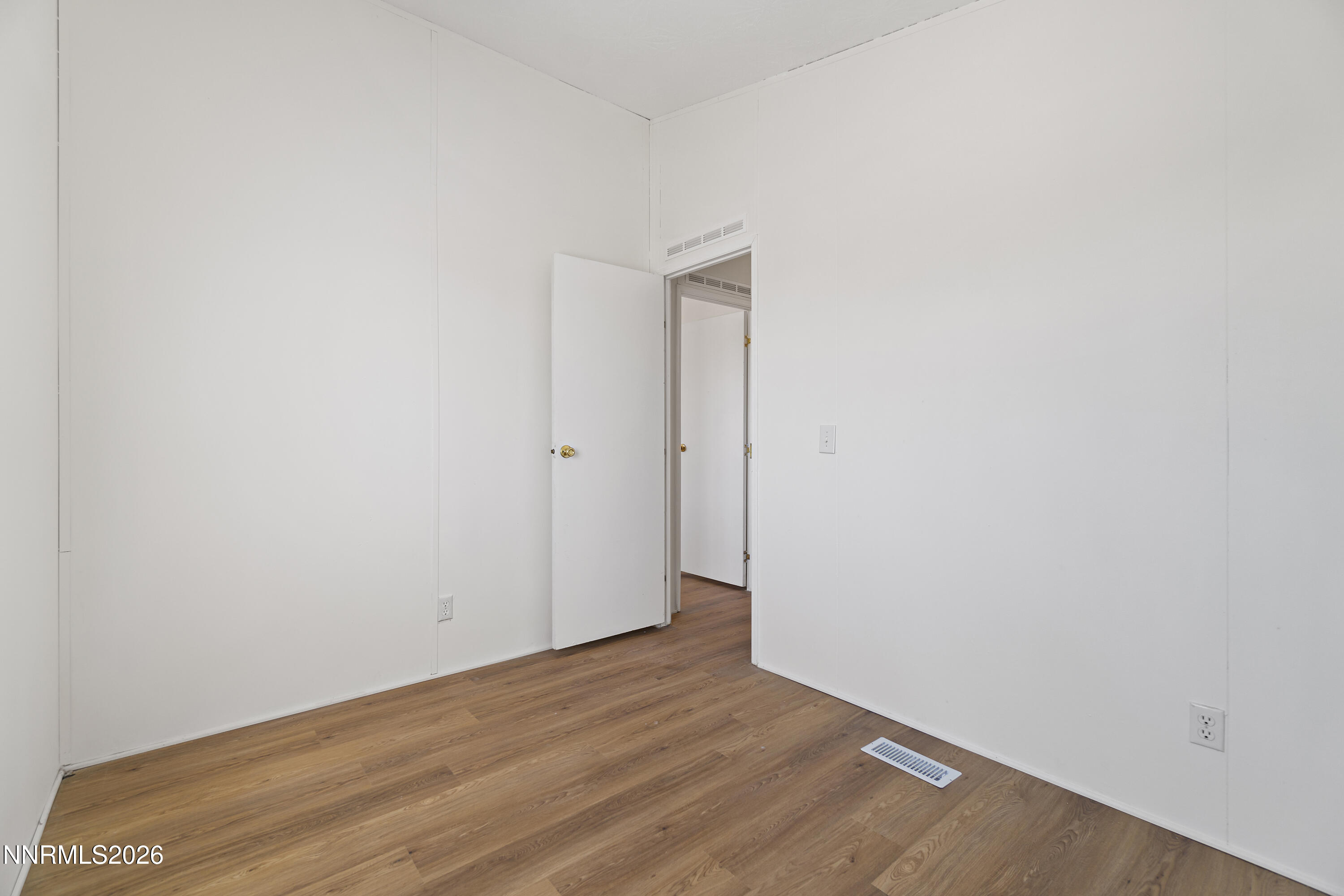 4210 Deodar Street Property Photo 30