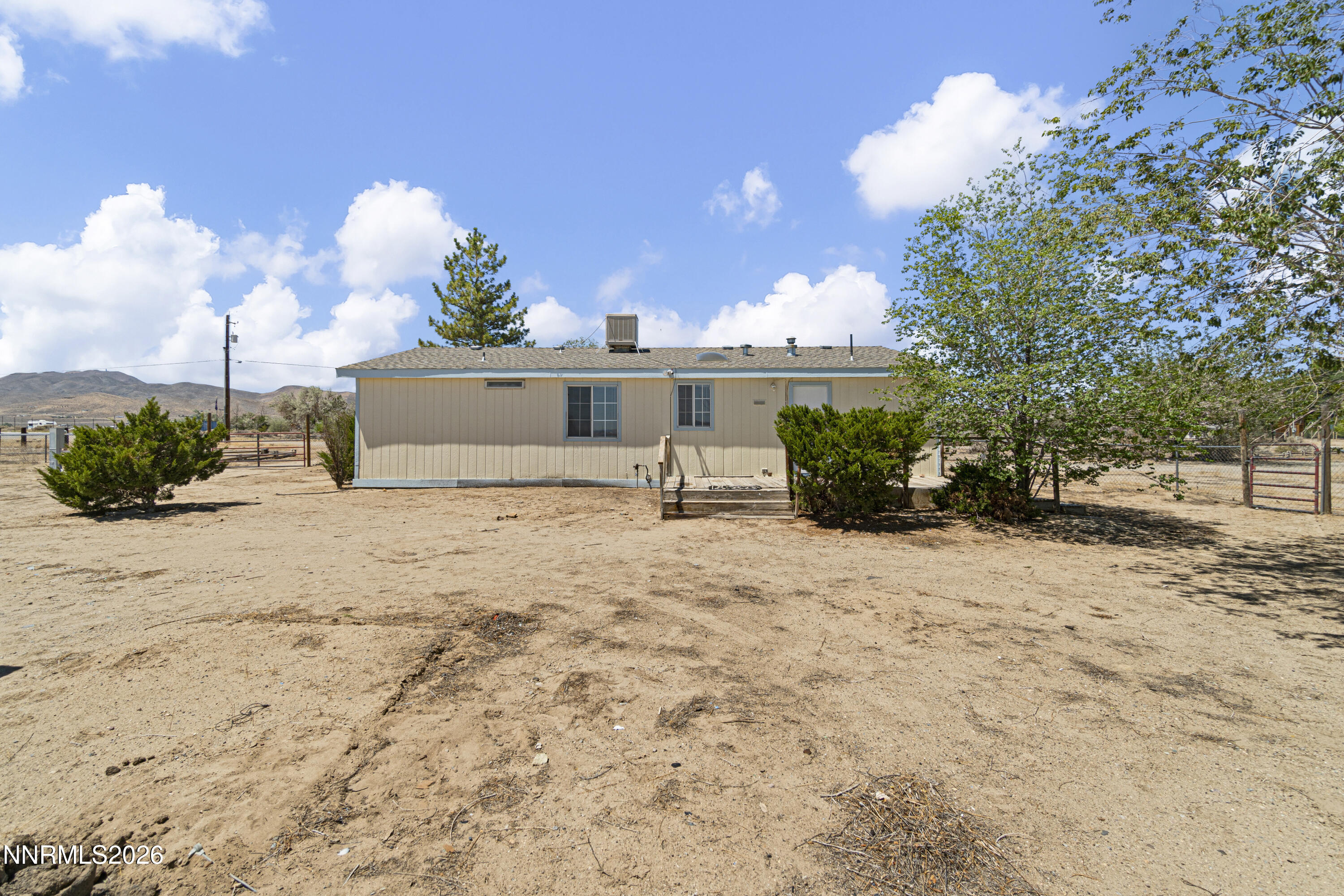 4210 Deodar Street Property Photo 33