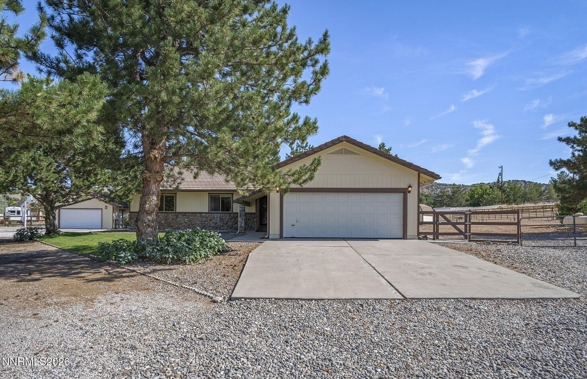 3495 Tee Pee Lane Property Photo 2