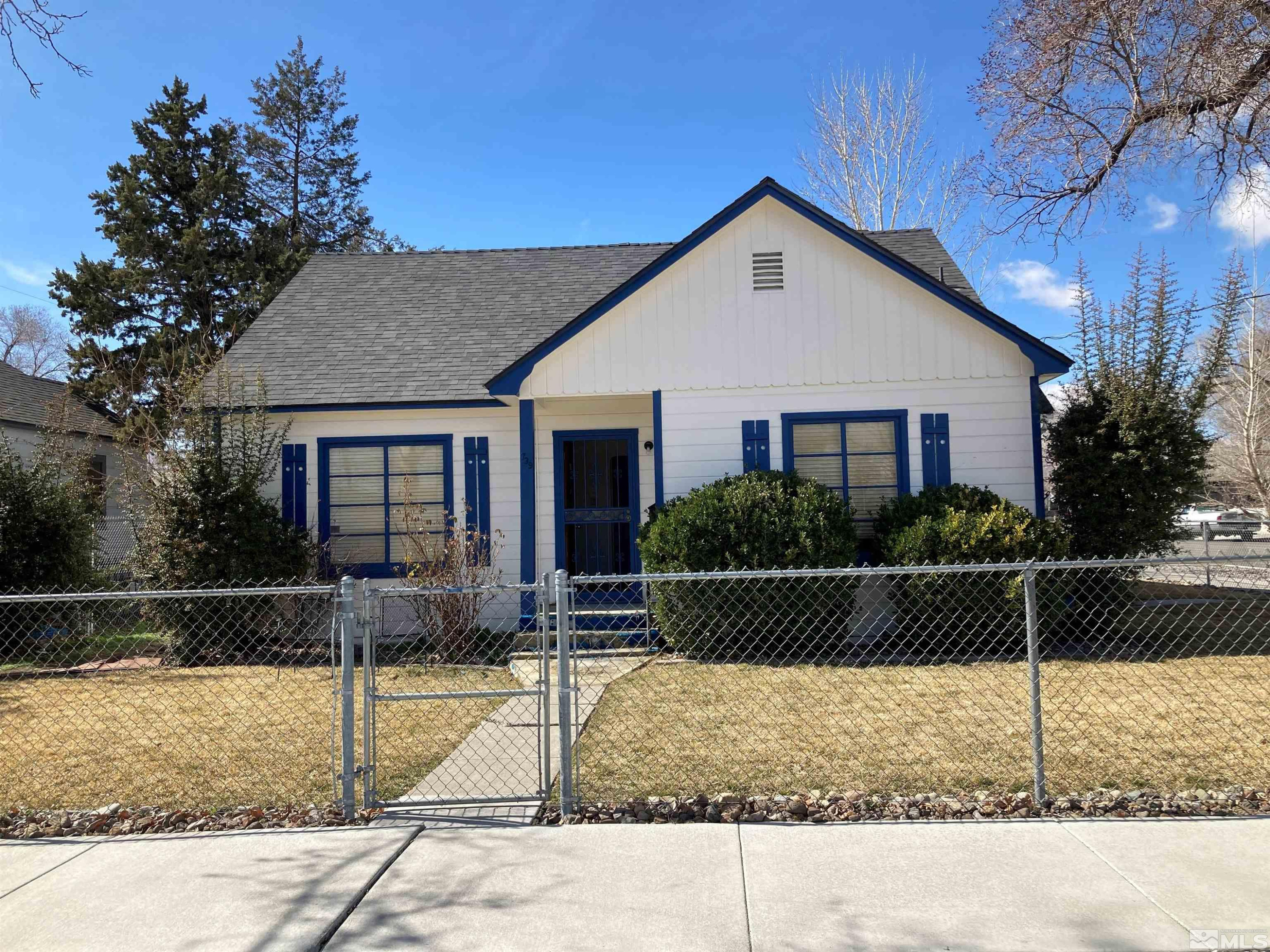 739 16th Street Property Photo 1
