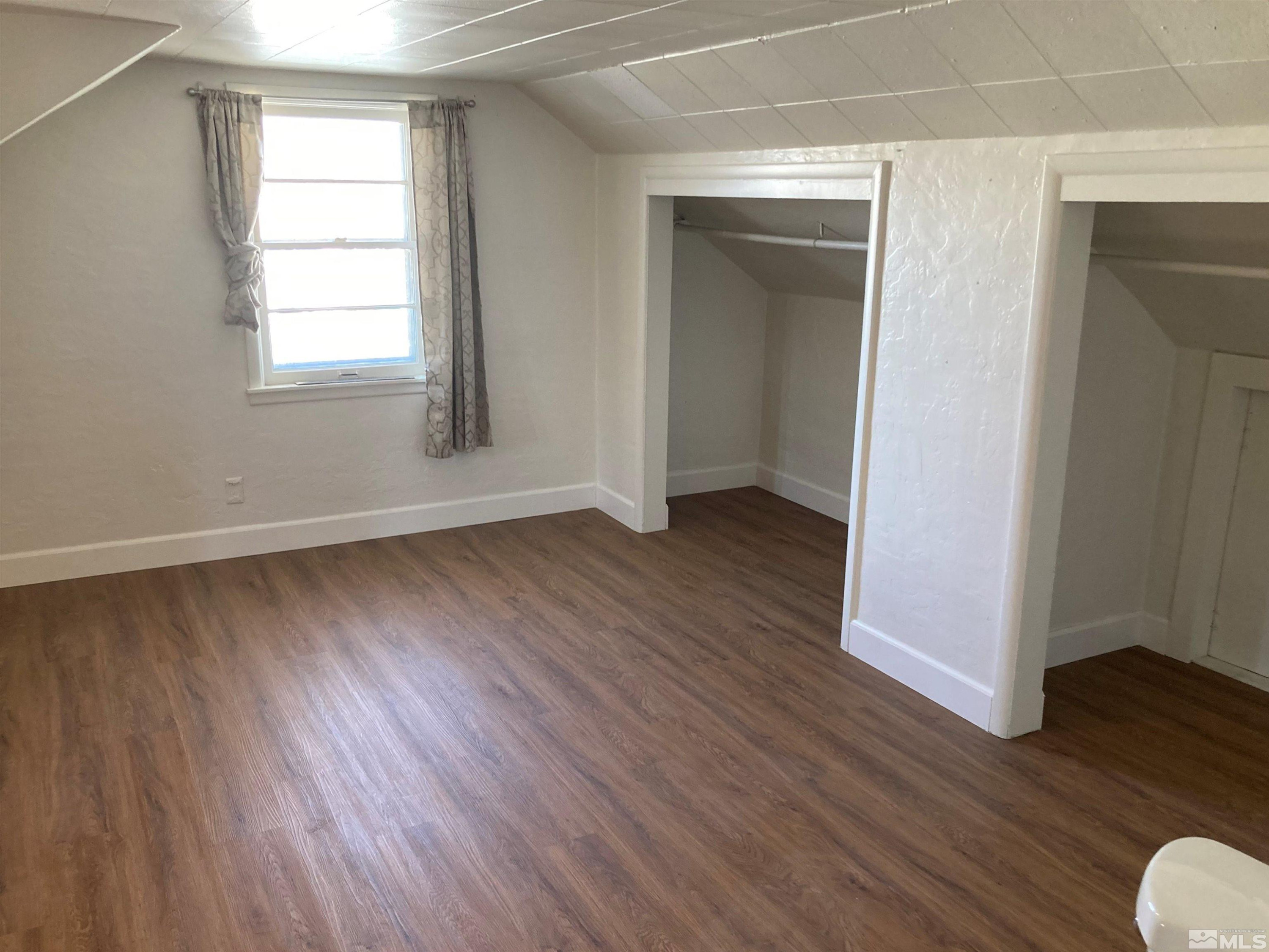 739 16th Street Property Photo 9