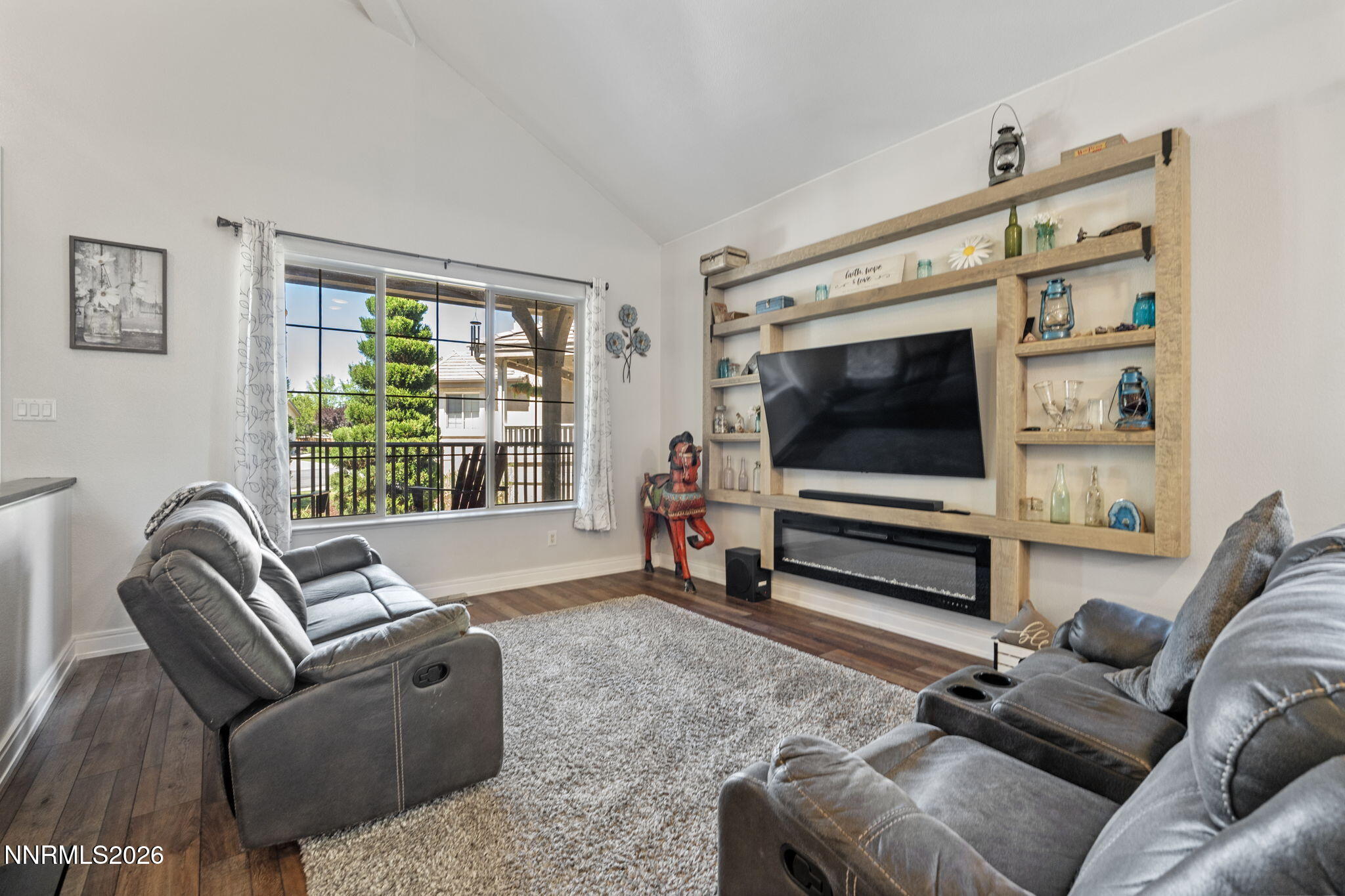 6391 Toronto Court Property Photo 8