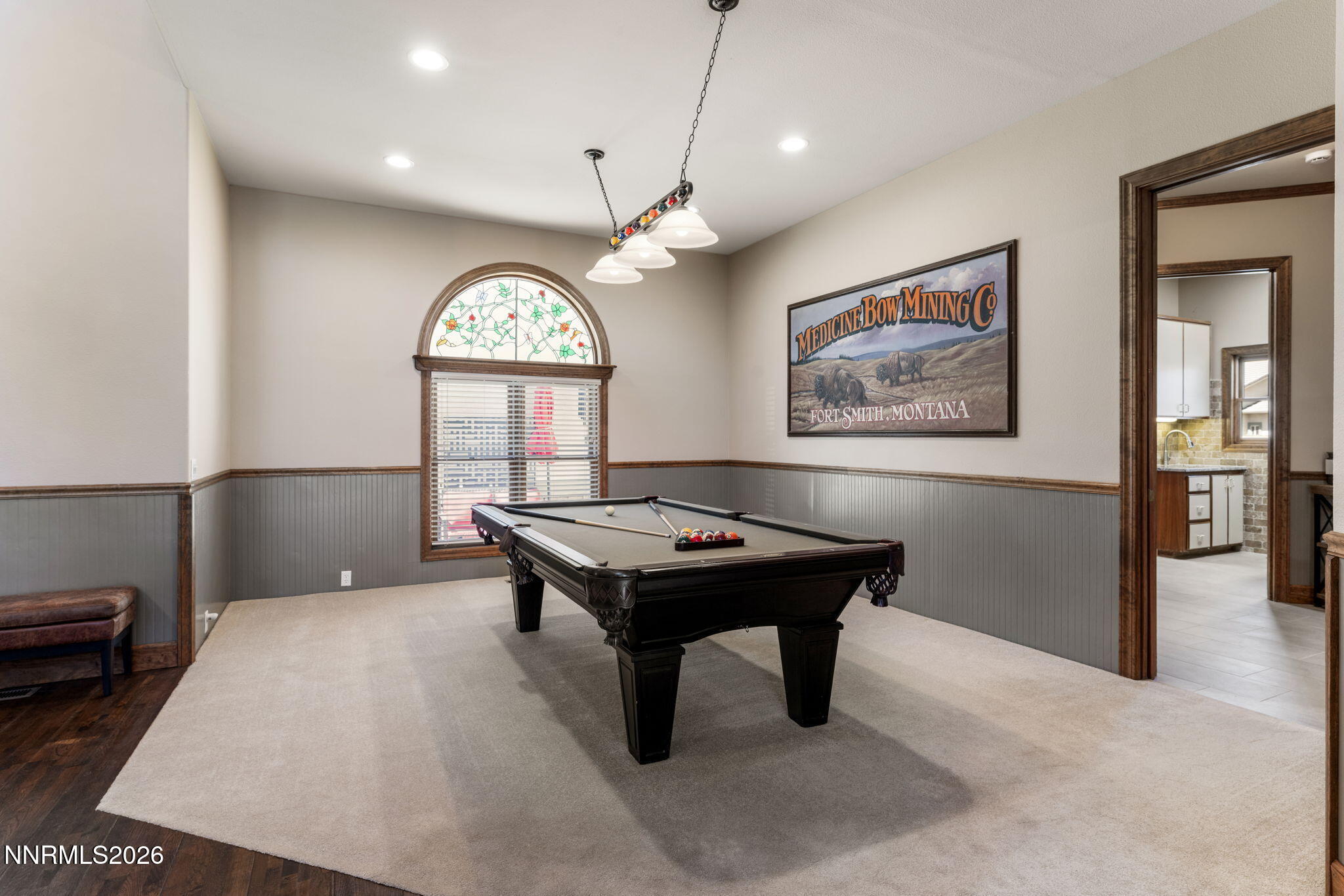 406 Gleneagles Court Property Photo 8