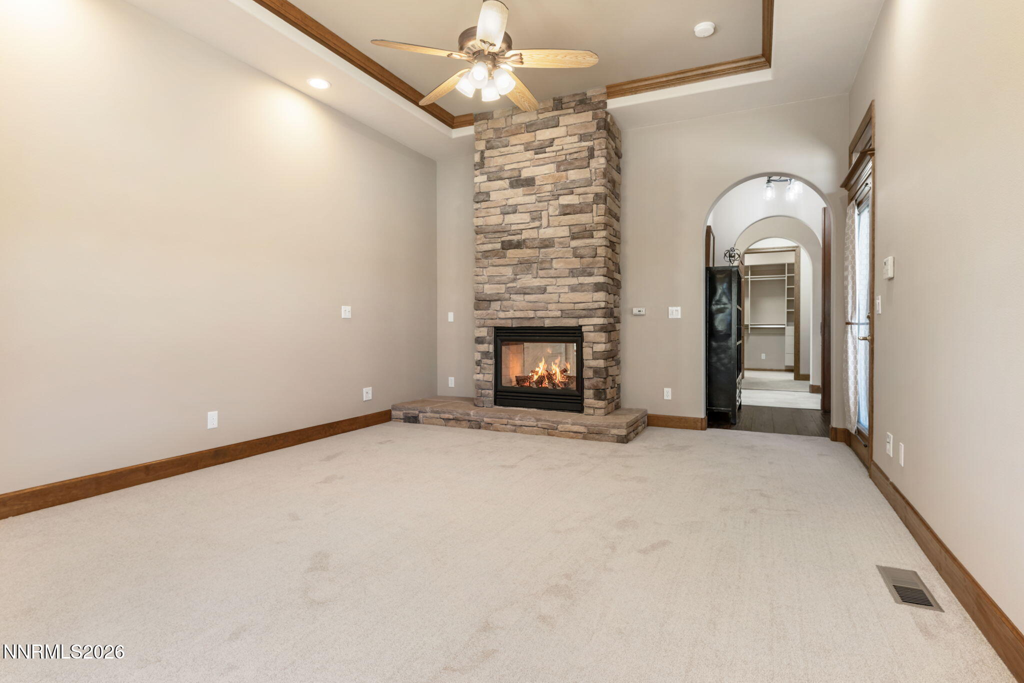 406 Gleneagles Court Property Photo 41