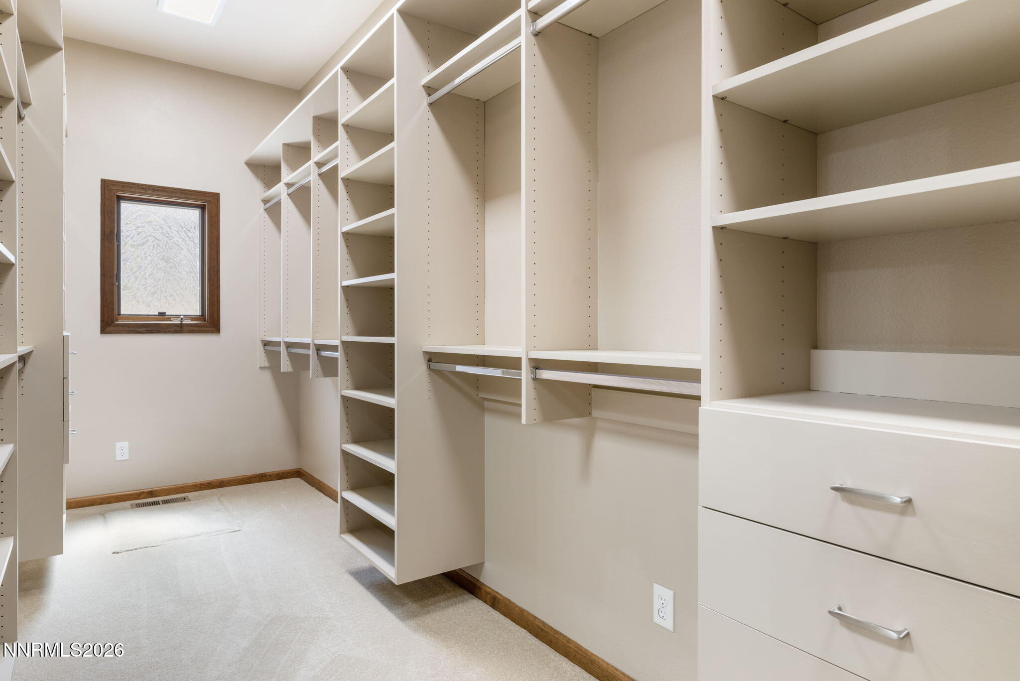 406 Gleneagles Court Property Photo 48