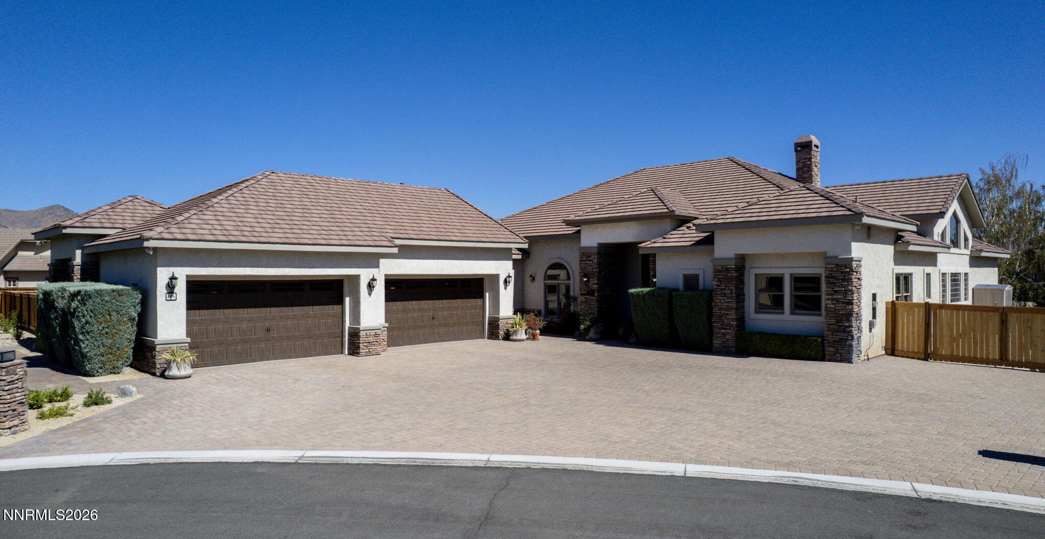 406 Gleneagles Court Property Photo 69