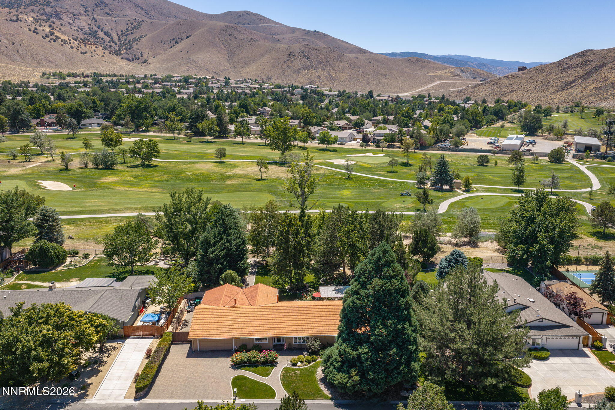 5440 Cypress Point Drive Property Photo 4