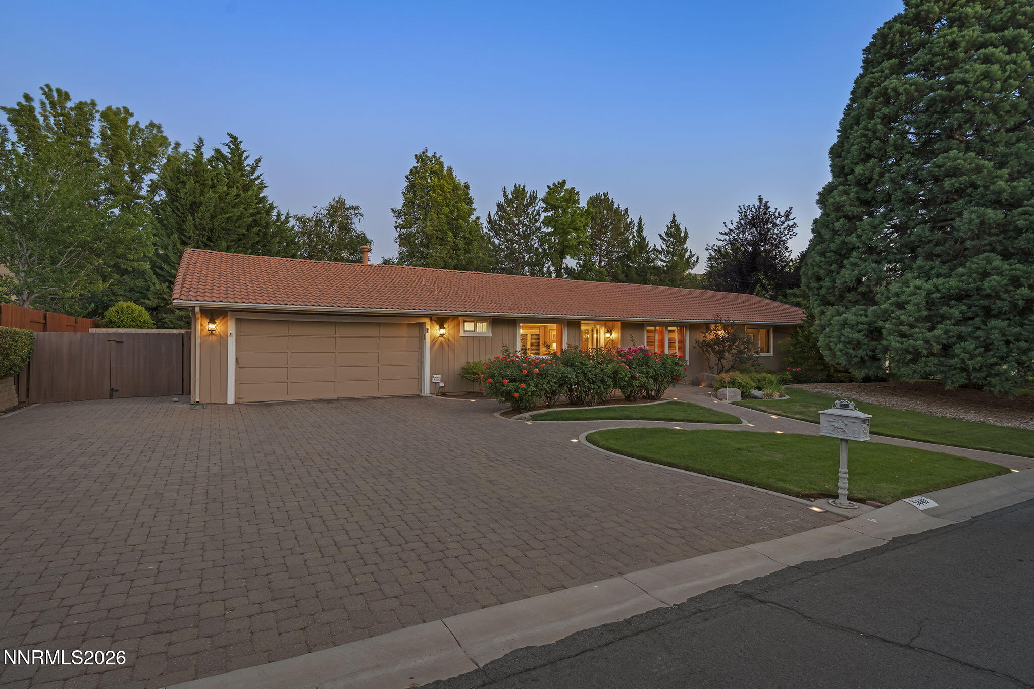 5440 Cypress Point Drive Property Photo 6