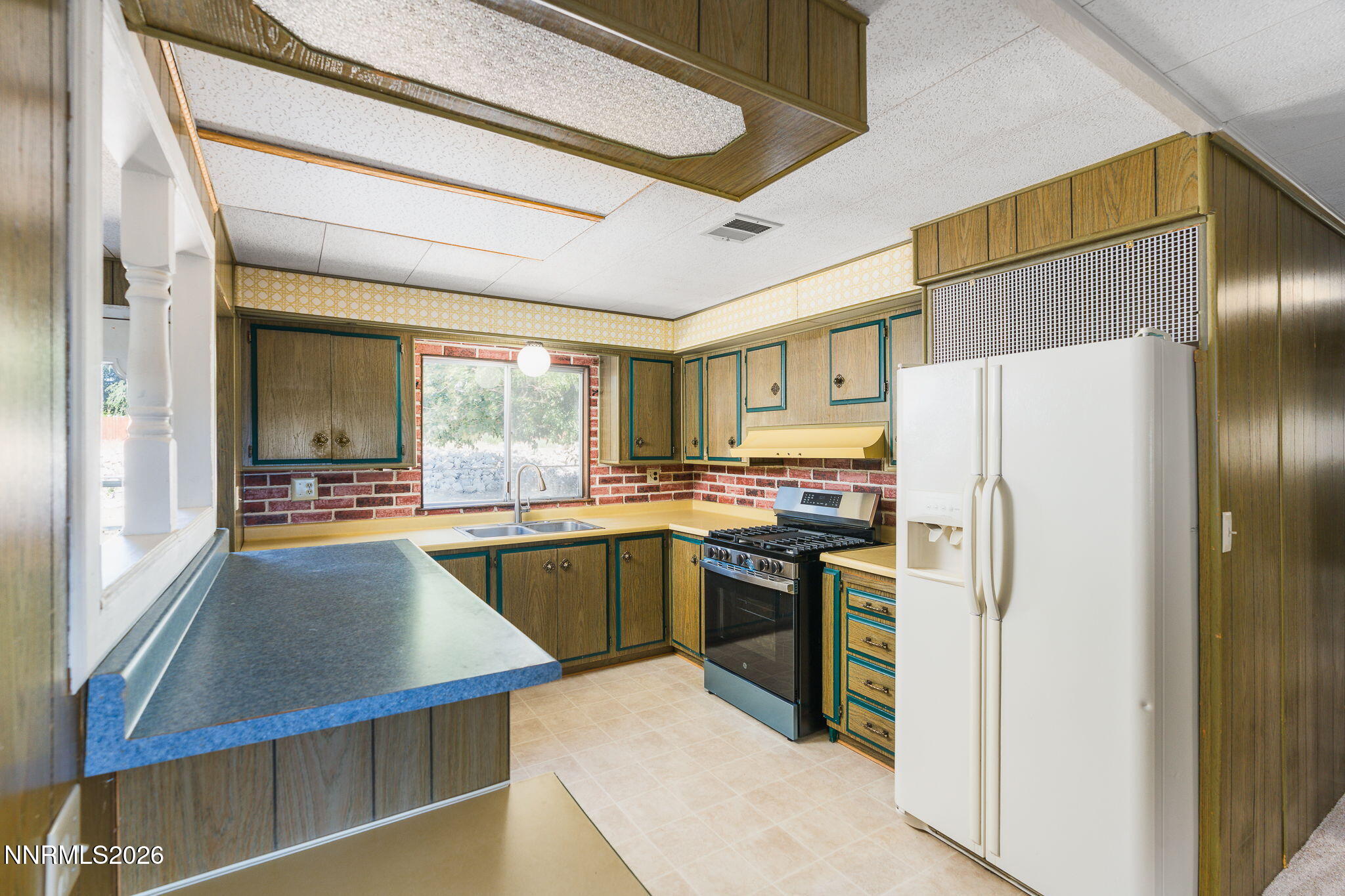 6197 Leon Drive Property Photo 10