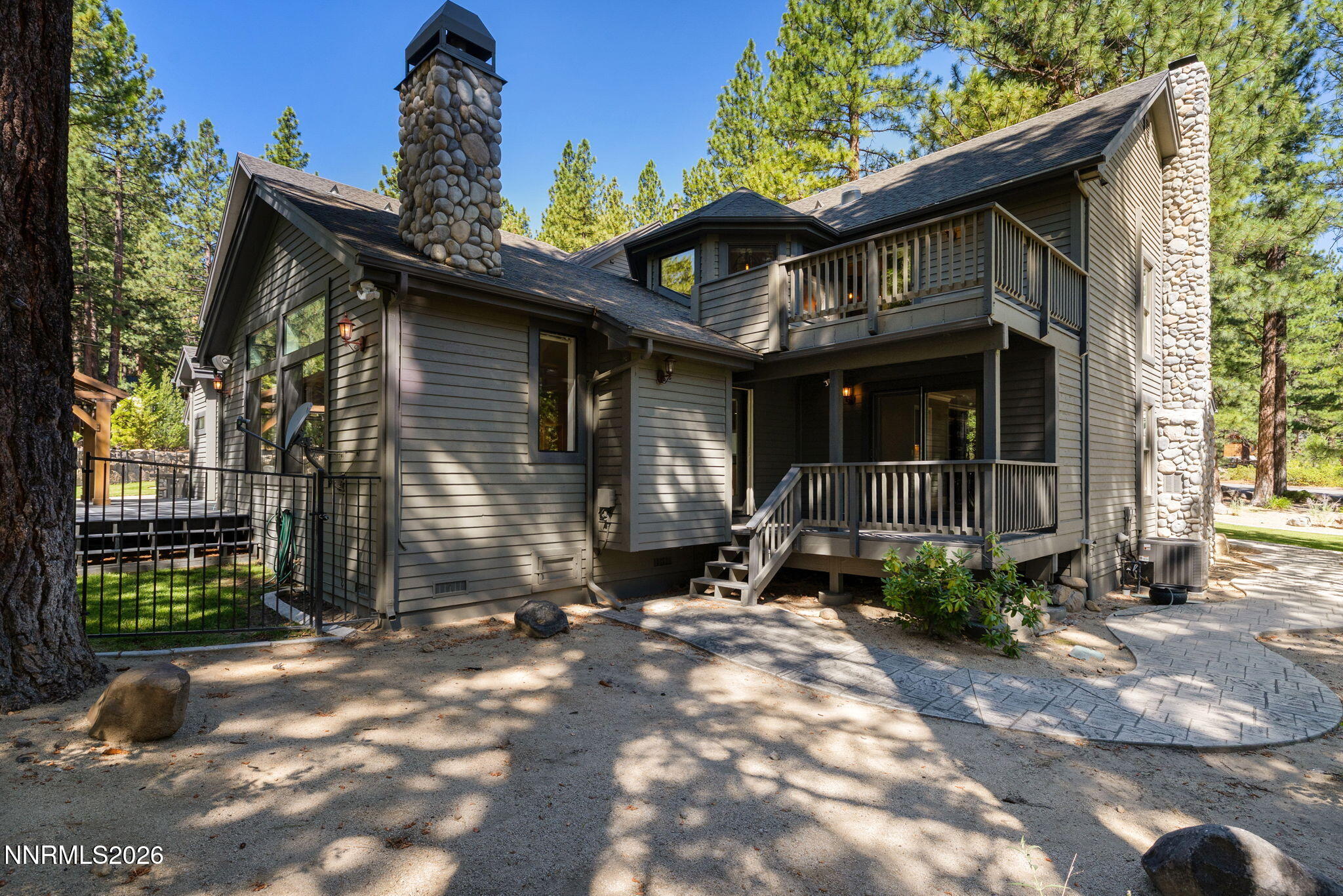 17010 Mountain Bluebird Drive Property Photo 43