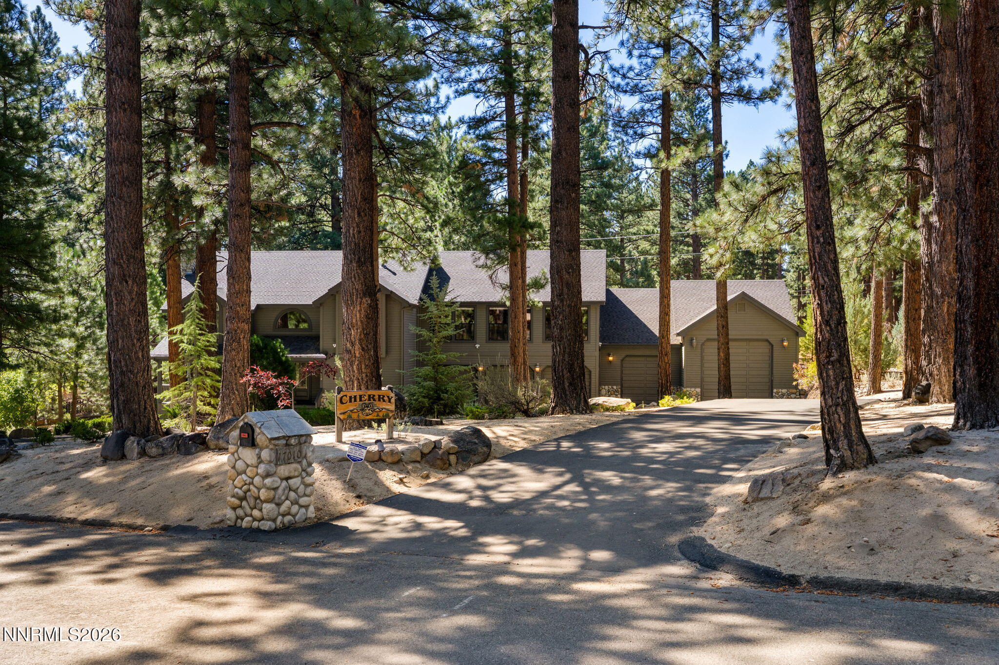17010 Mountain Bluebird Drive Property Photo 71
