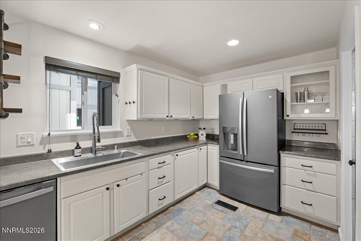 3955 Kings Row Property Photo 18