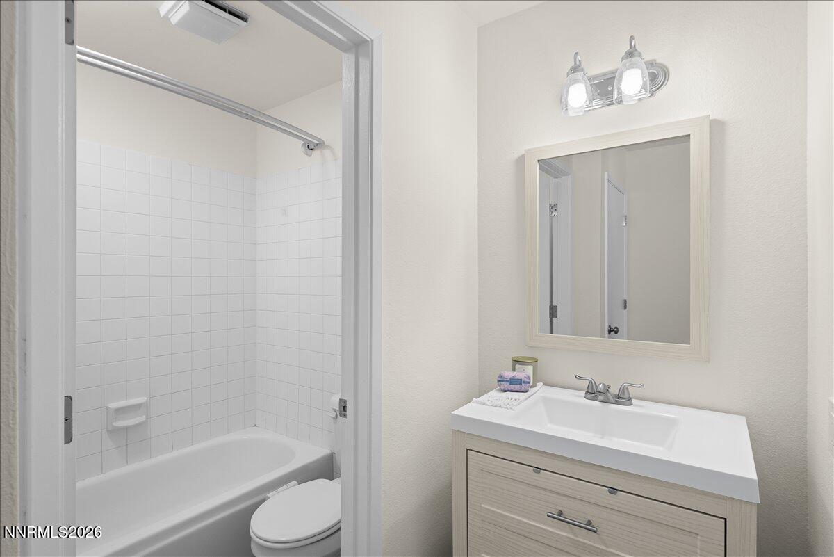 3955 Kings Row Property Photo 32