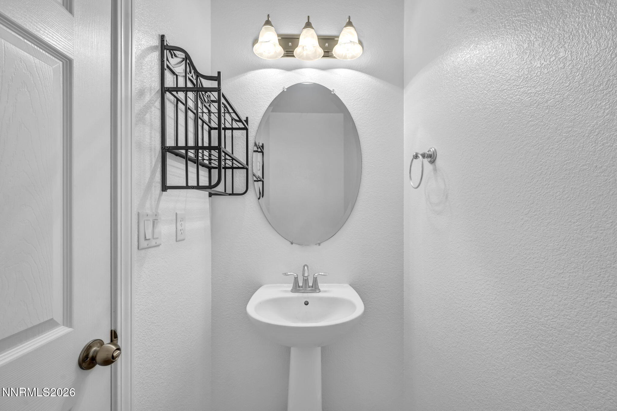 1910 Black Sand Drive Property Photo 25