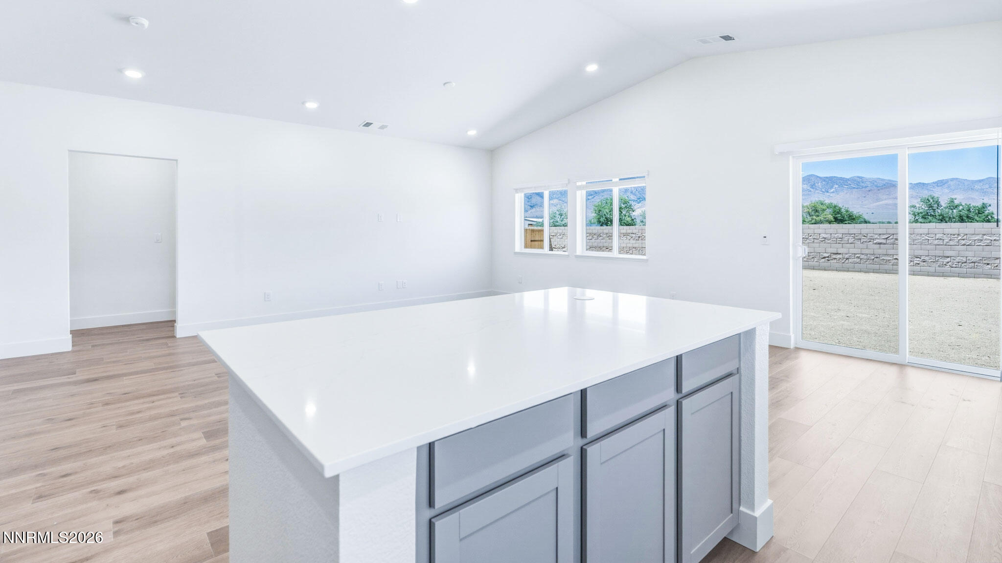 641 Capilano Court Property Photo 8