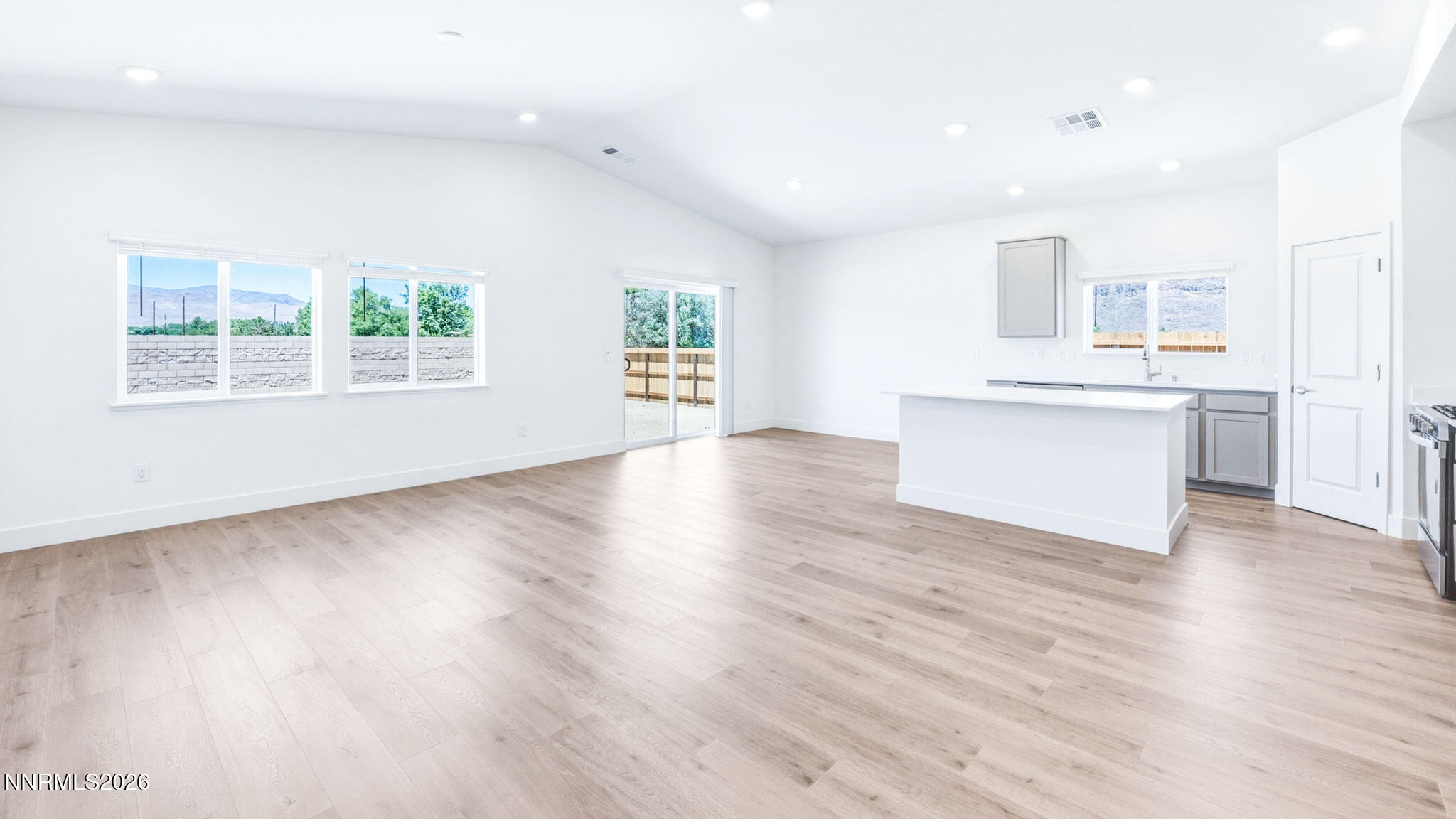 641 Capilano Court Property Photo 15