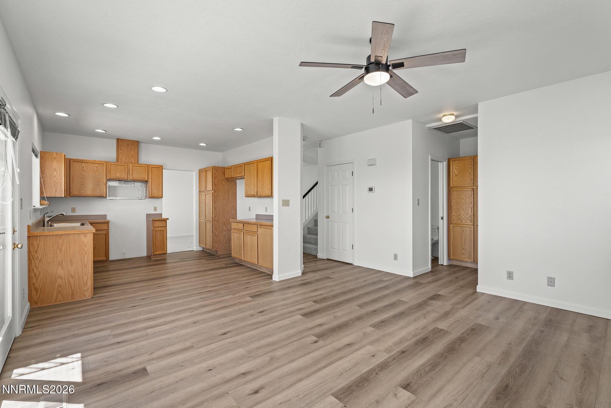 1840 Saturno Heights Drive Property Photo 8