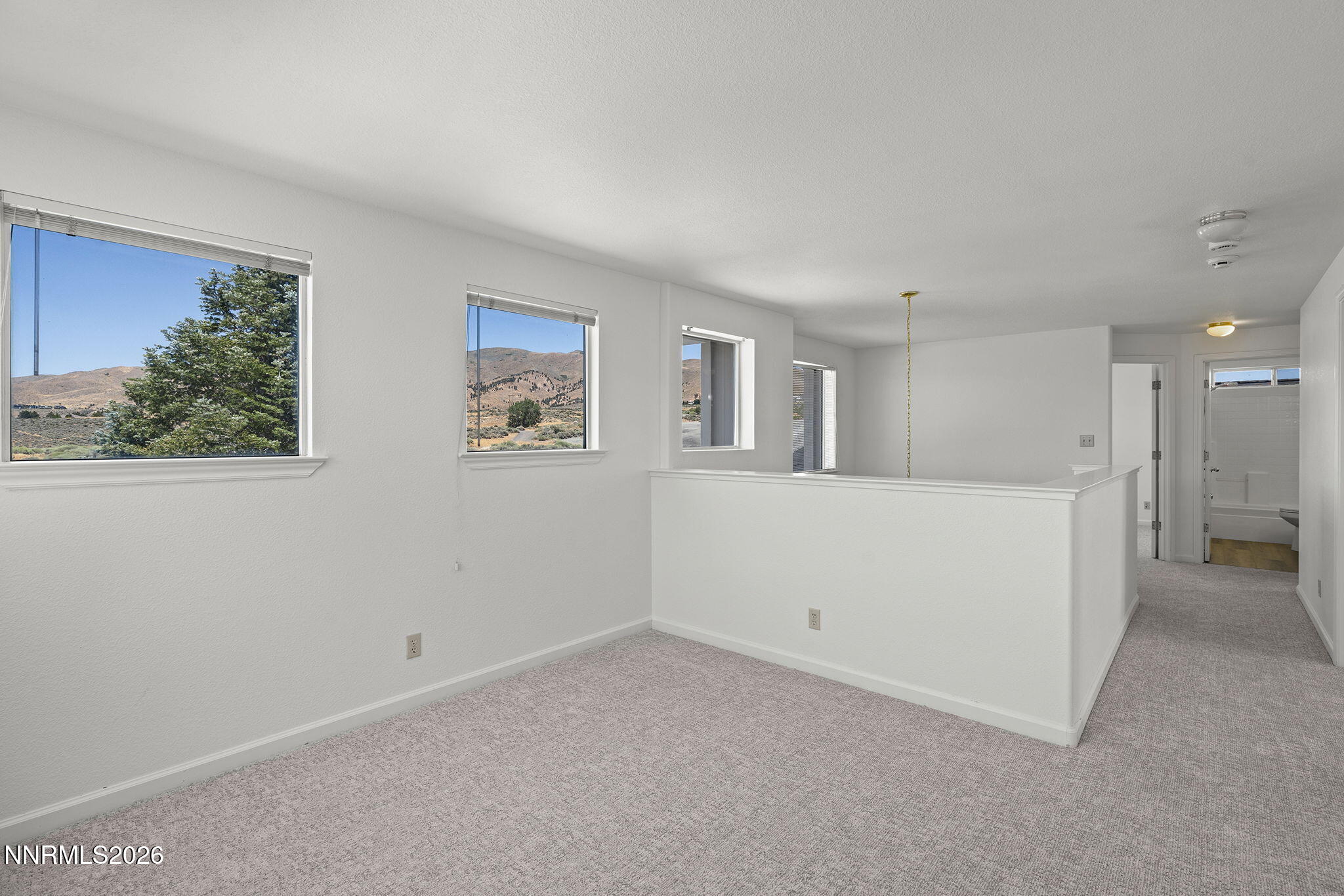 1840 Saturno Heights Drive Property Photo 11