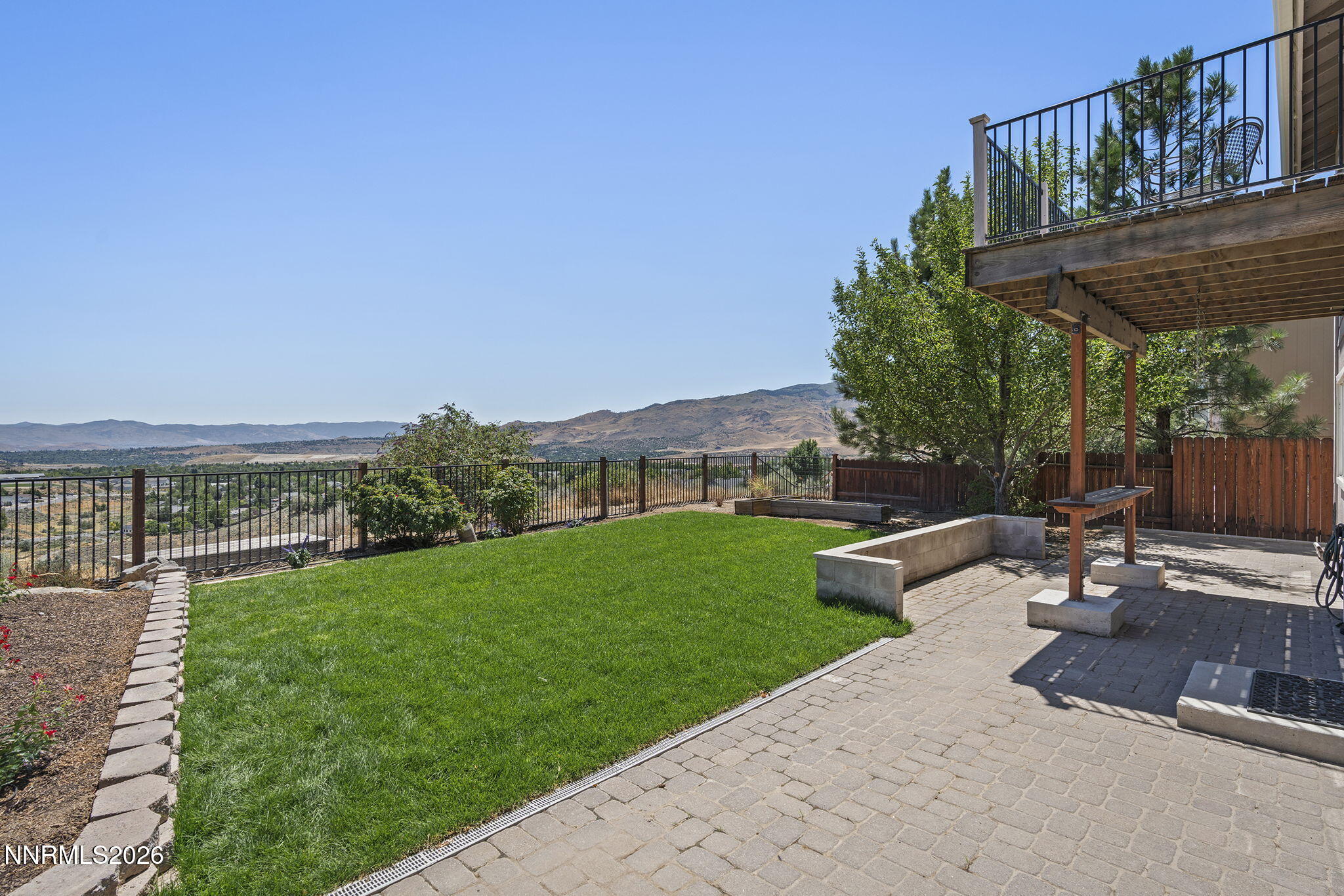1840 Saturno Heights Drive Property Photo 12