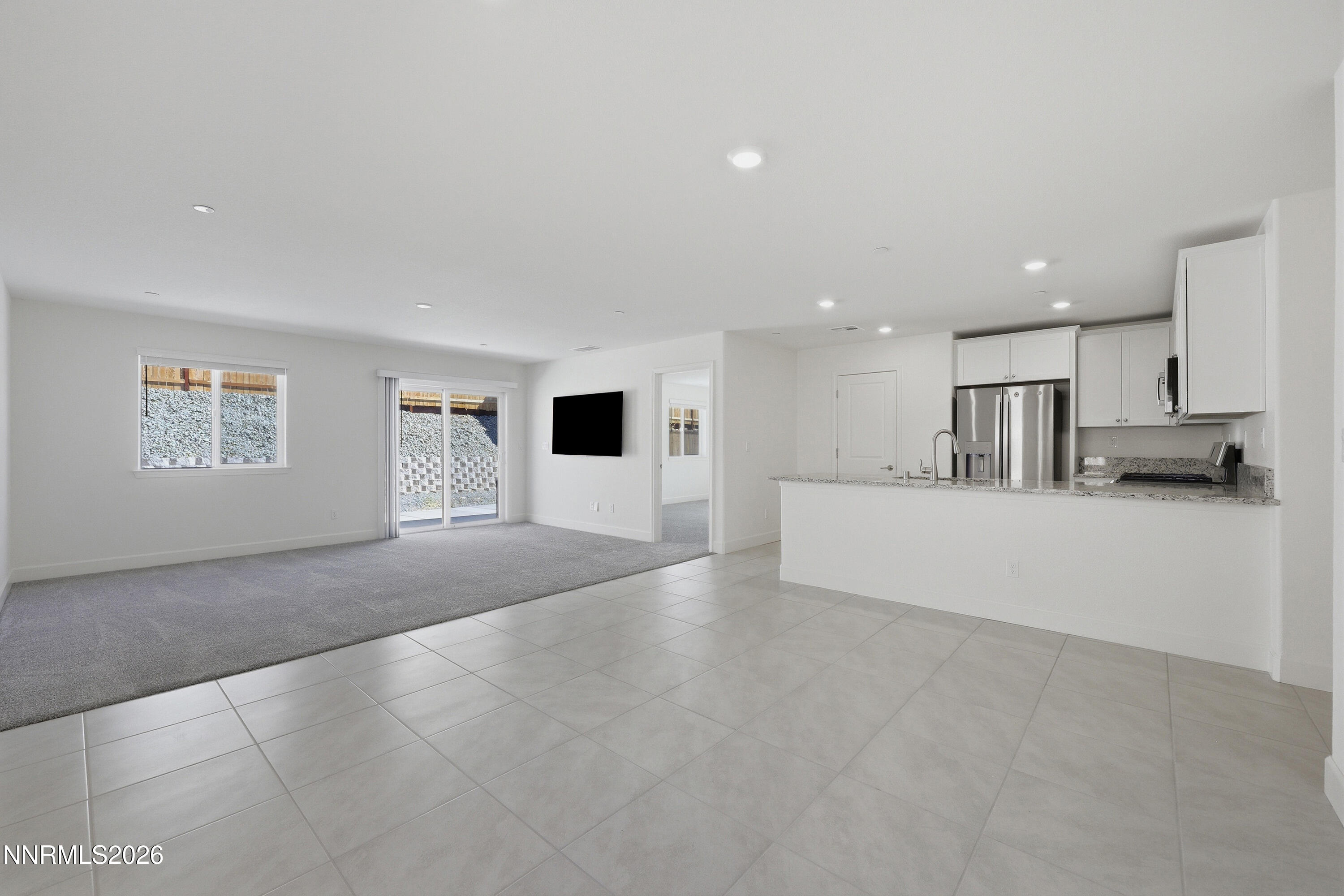 804 Cascade Range Drive Property Photo 13